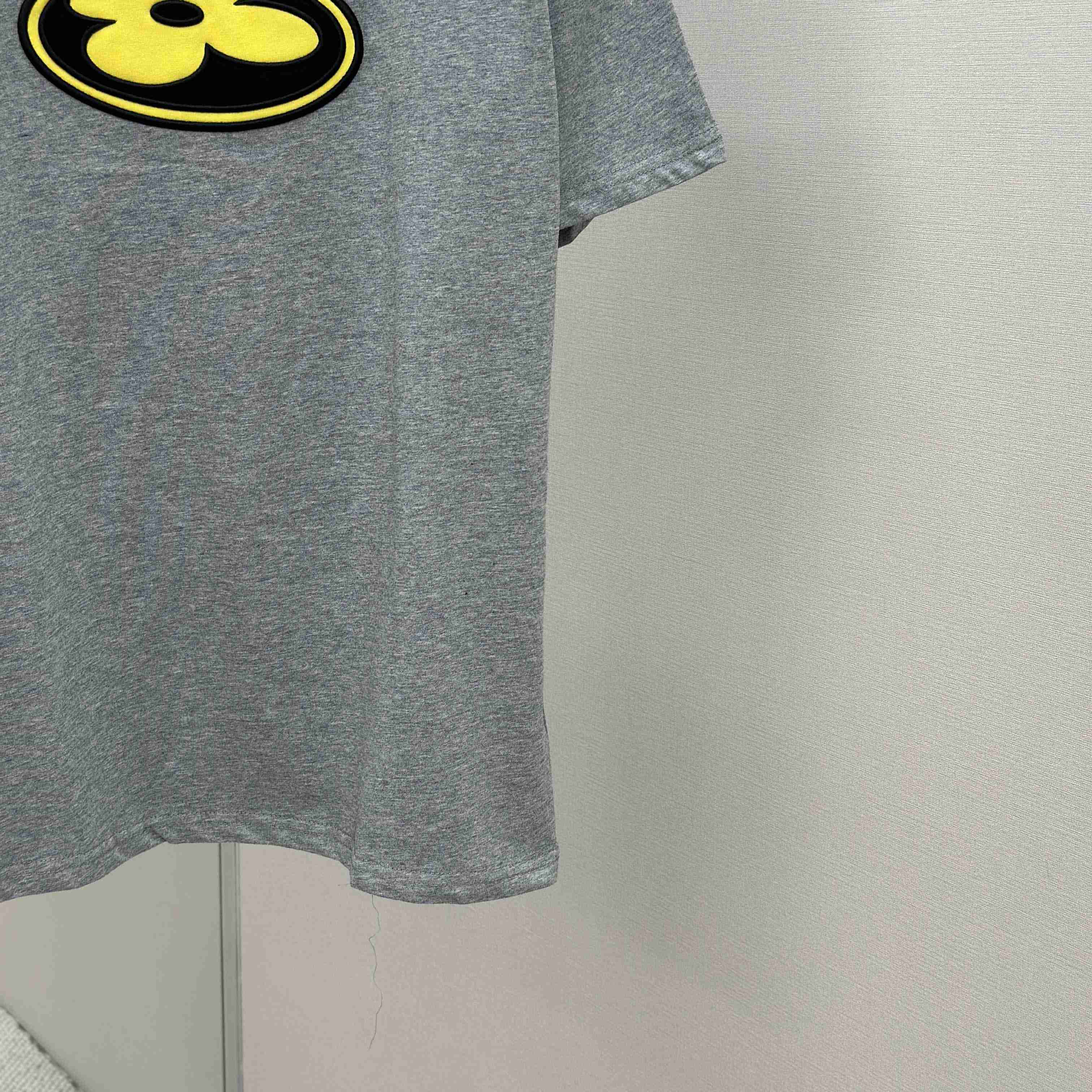 Louis Vuitton Graphic Patch T-Shirt   1AIMMH - DopestKickz