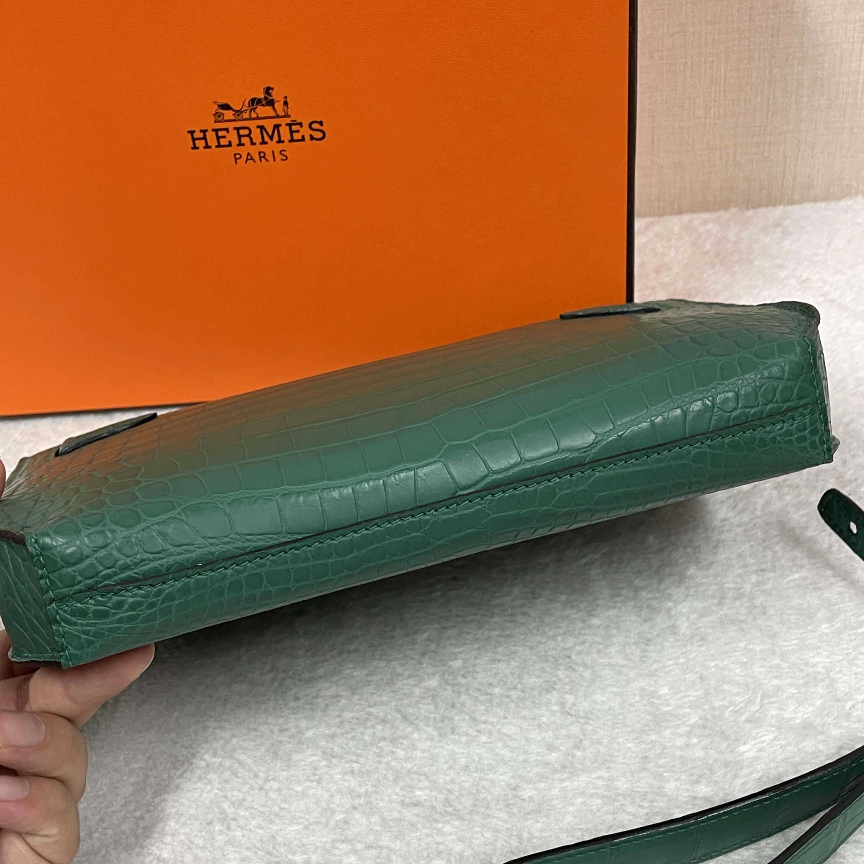 Hermes Kelly Depeche Malachite 25cm - DopestKickz