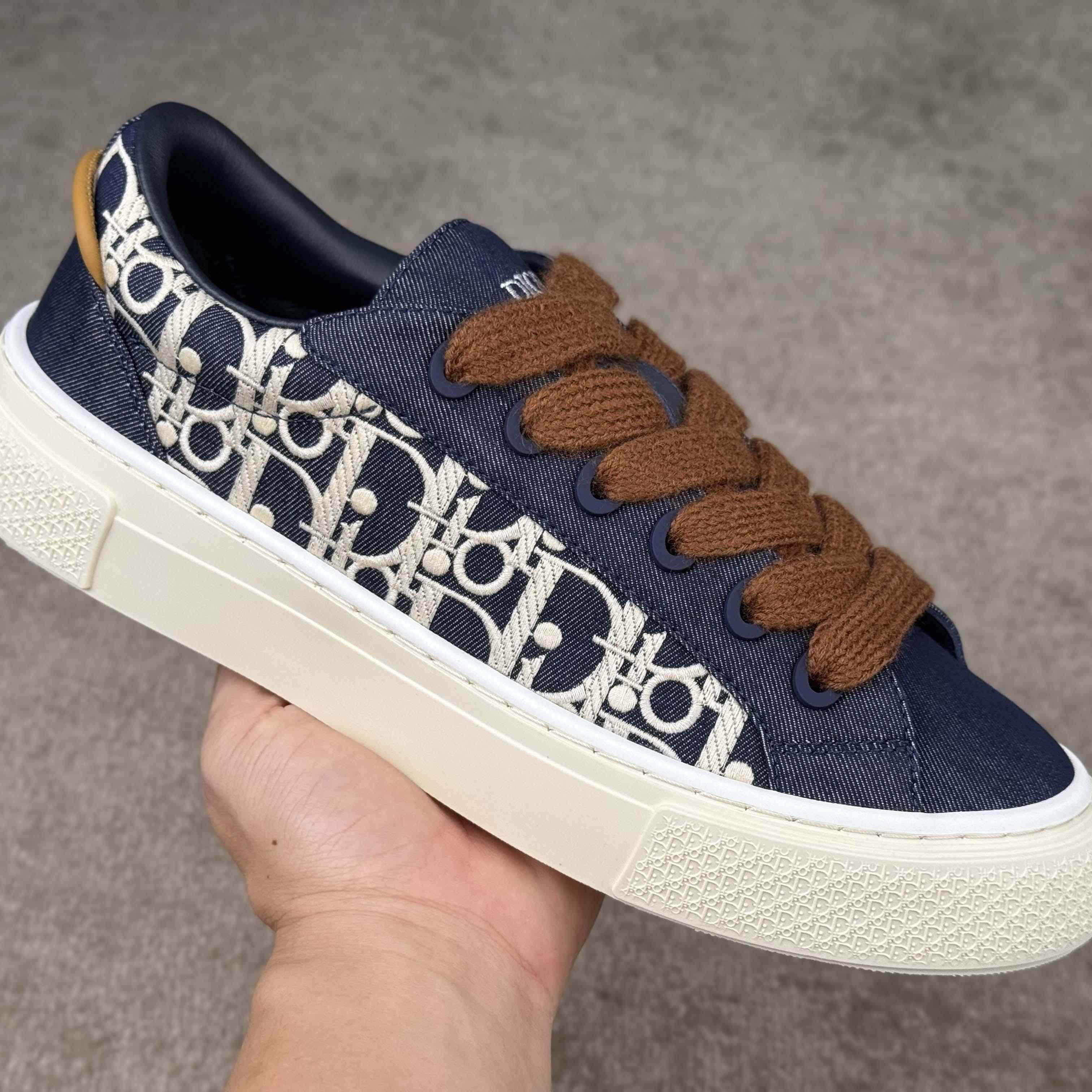 Dior B33 Sneaker  - DopestKickz