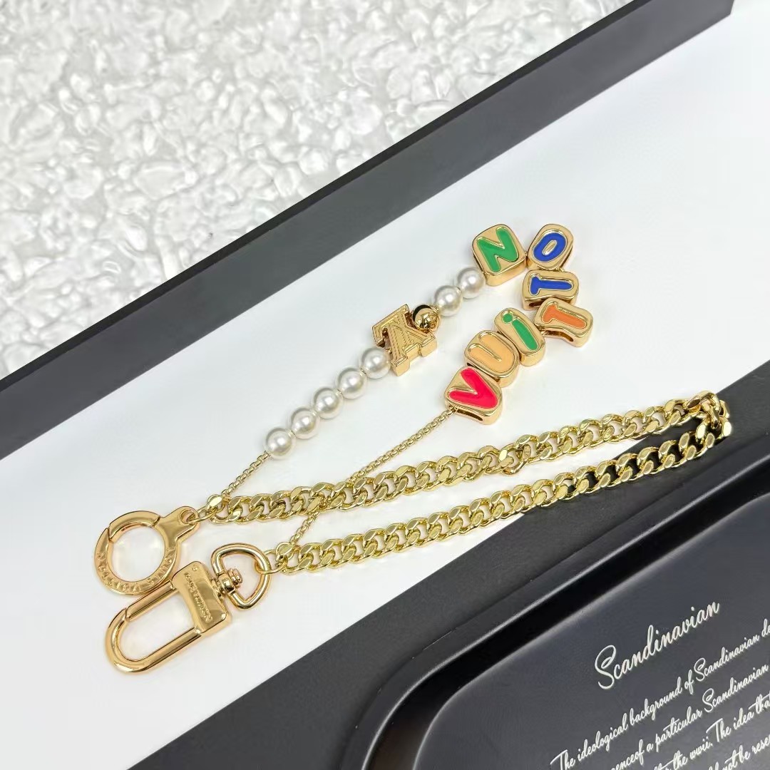Louis Vuitton Vuitton Chain Belt   M02434 - DopestKickz