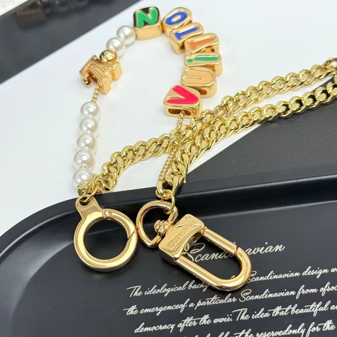Louis Vuitton Vuitton Chain Belt   M02434 - DopestKickz