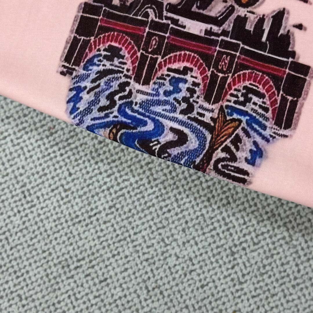 Louis Vuitton Graphic T-Shirt   1AIMMQ - DopestKickz