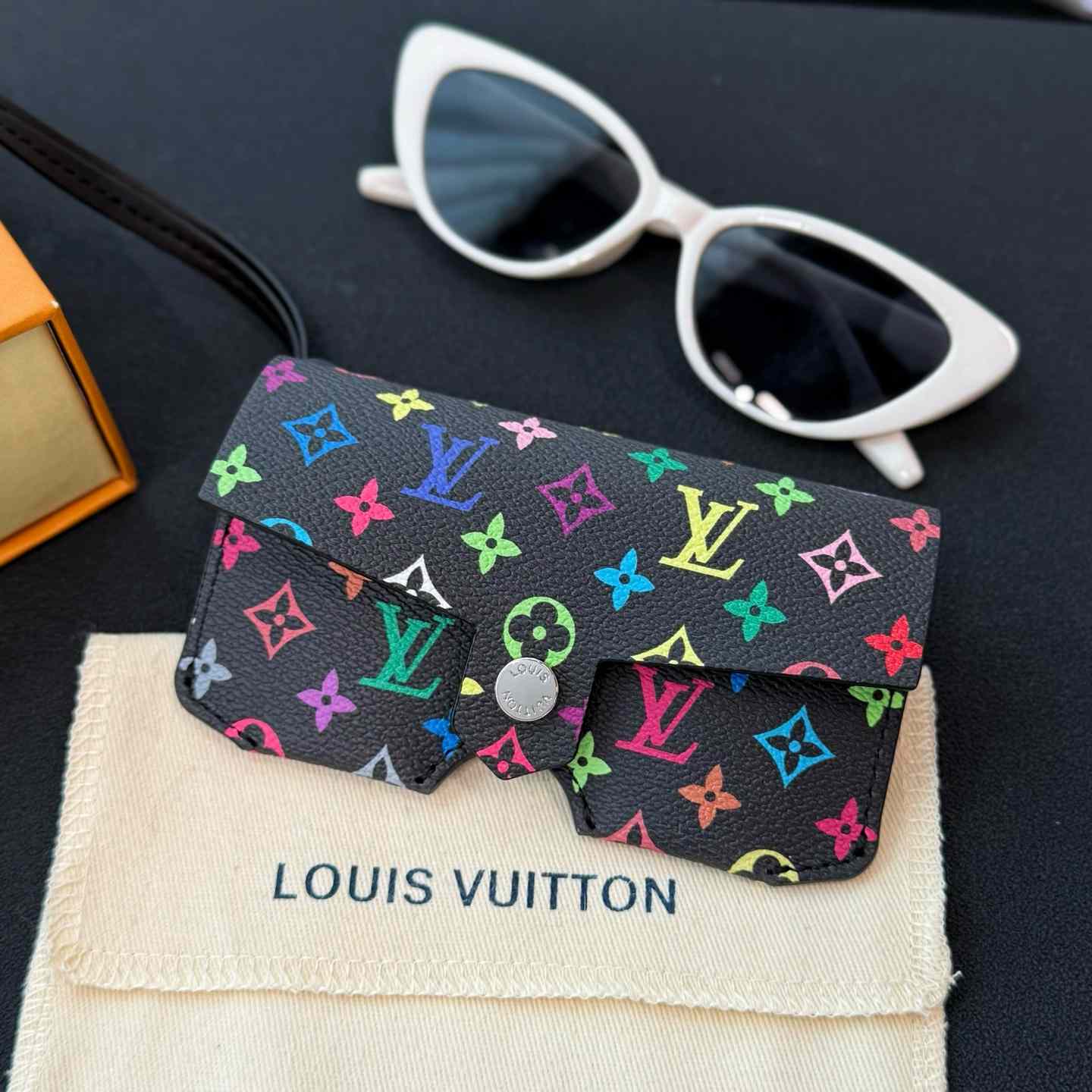 Louis Vuitton LV Glasses Holder    - DopestKickz