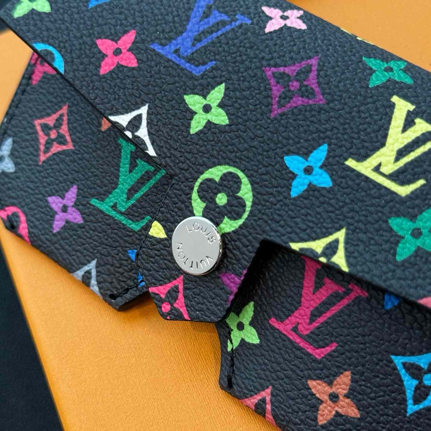 Louis Vuitton LV Glasses Holder    - DopestKickz