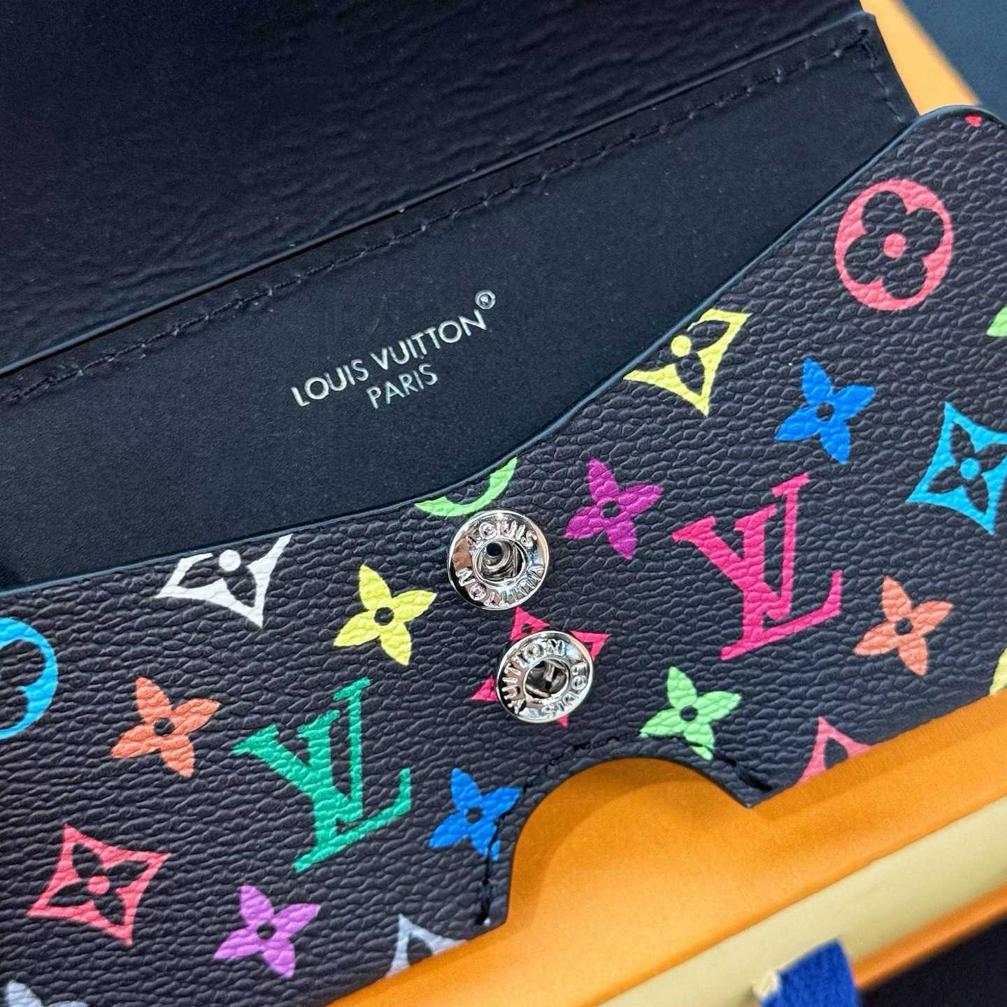 Louis Vuitton LV Glasses Holder    - DopestKickz