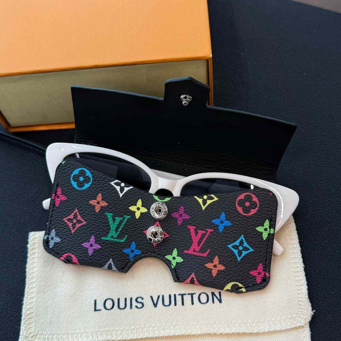 Louis Vuitton LV Glasses Holder    - DopestKickz