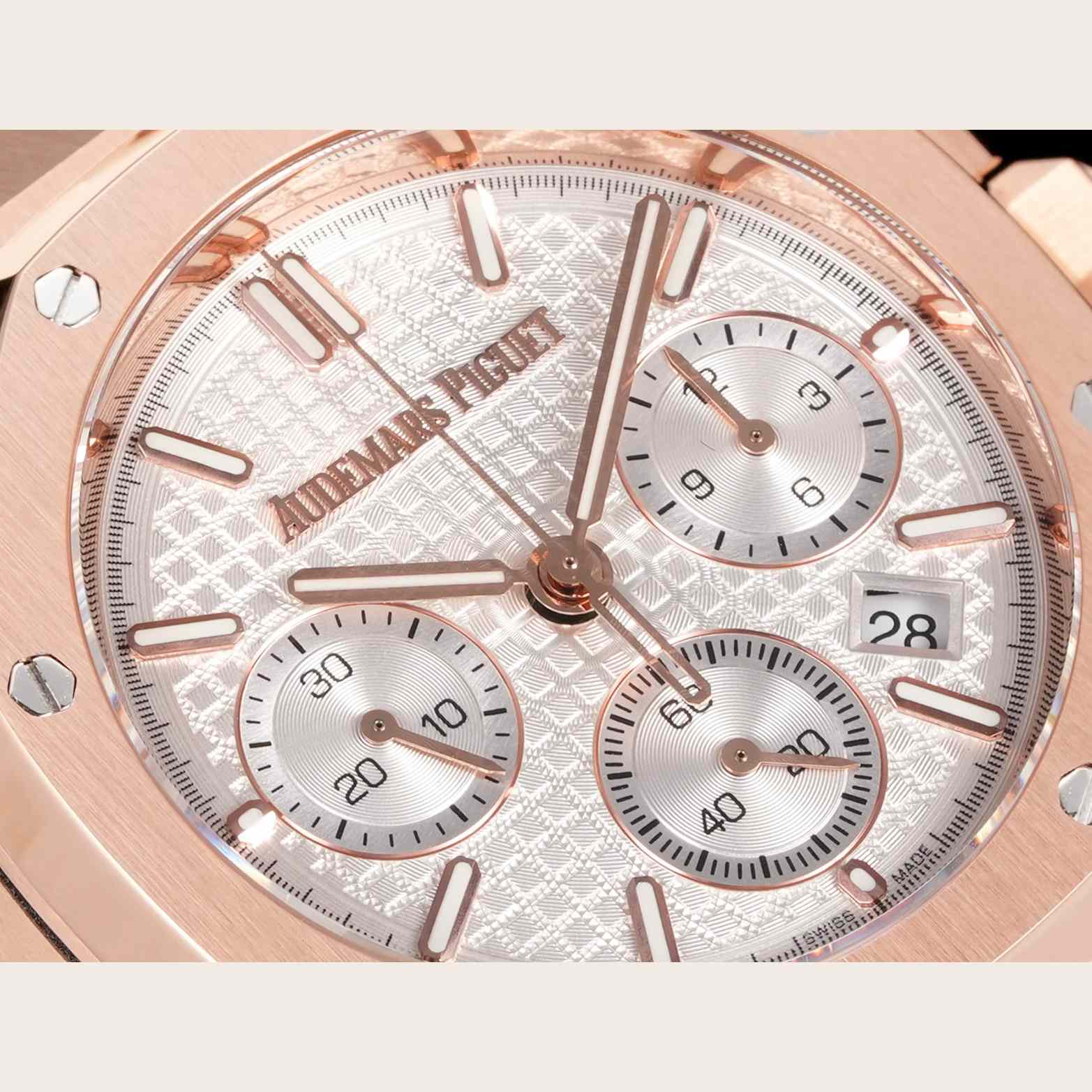 Audemars Piguet Audemars Royal Oak 26240OR - DopestKickz