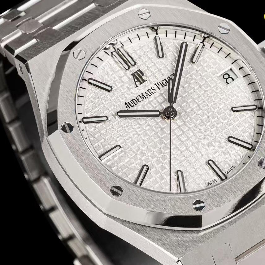 Audemars Piguet Royal Oak Self Winding Watch - 41mm 15500ST - DopestKickz