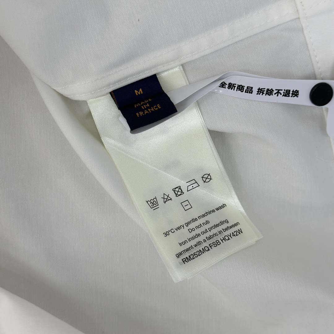 Louis Vuitton Monogram Pocket Short-Sleeved Shirt   1AHVYO - DopestKickz