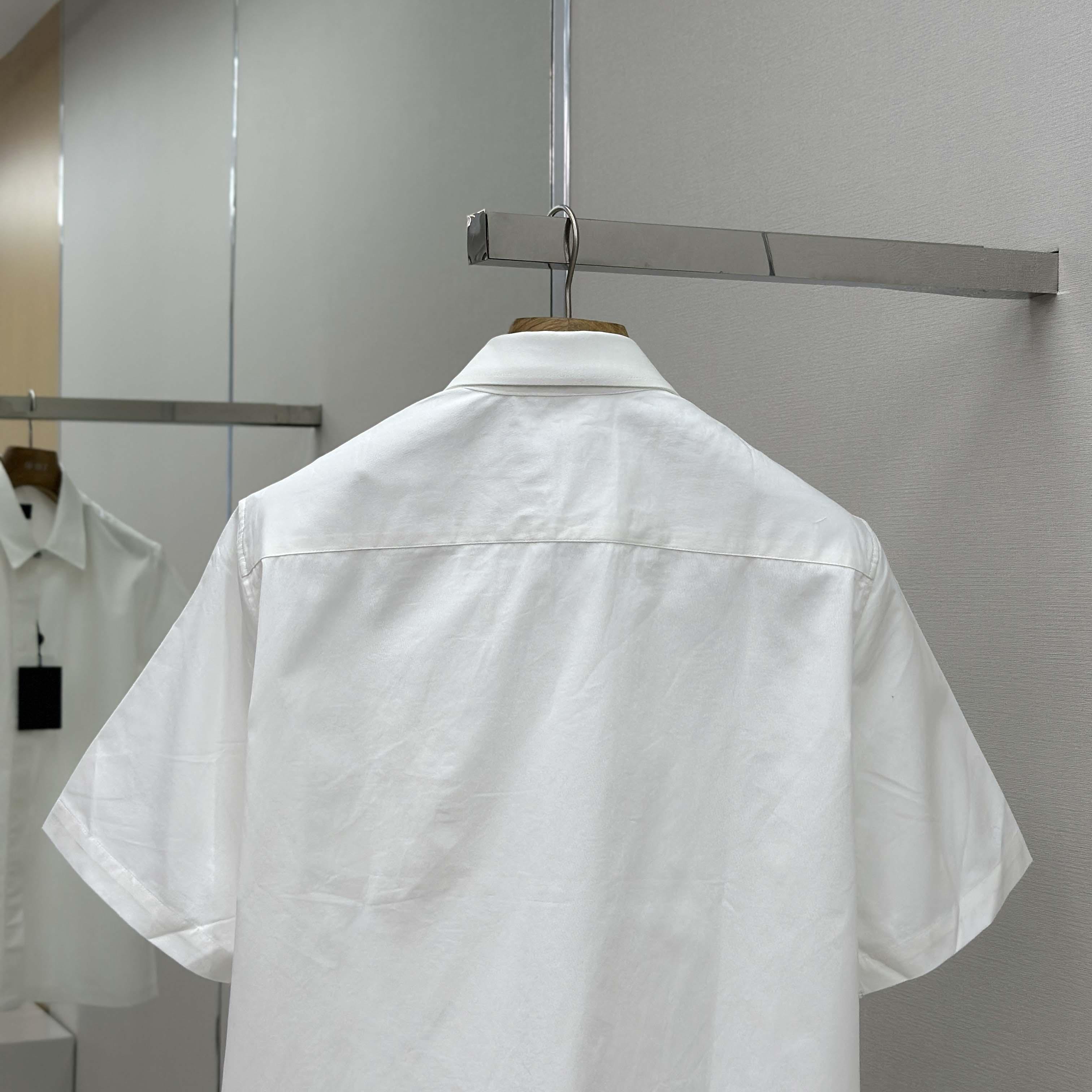 Louis Vuitton Monogram Pocket Short-Sleeved Shirt   1AHVYO - DopestKickz