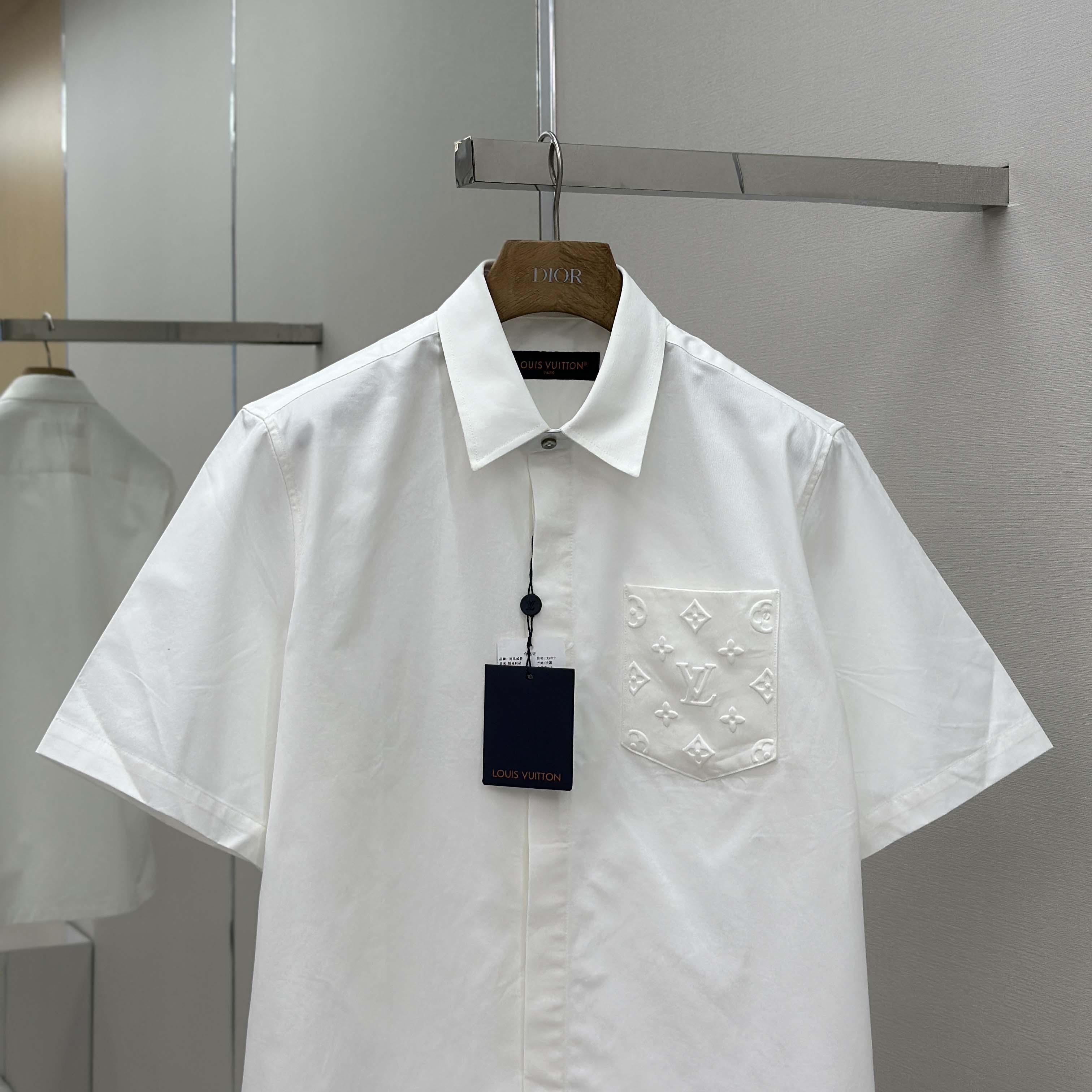 Louis Vuitton Monogram Pocket Short-Sleeved Shirt   1AHVYO - DopestKickz