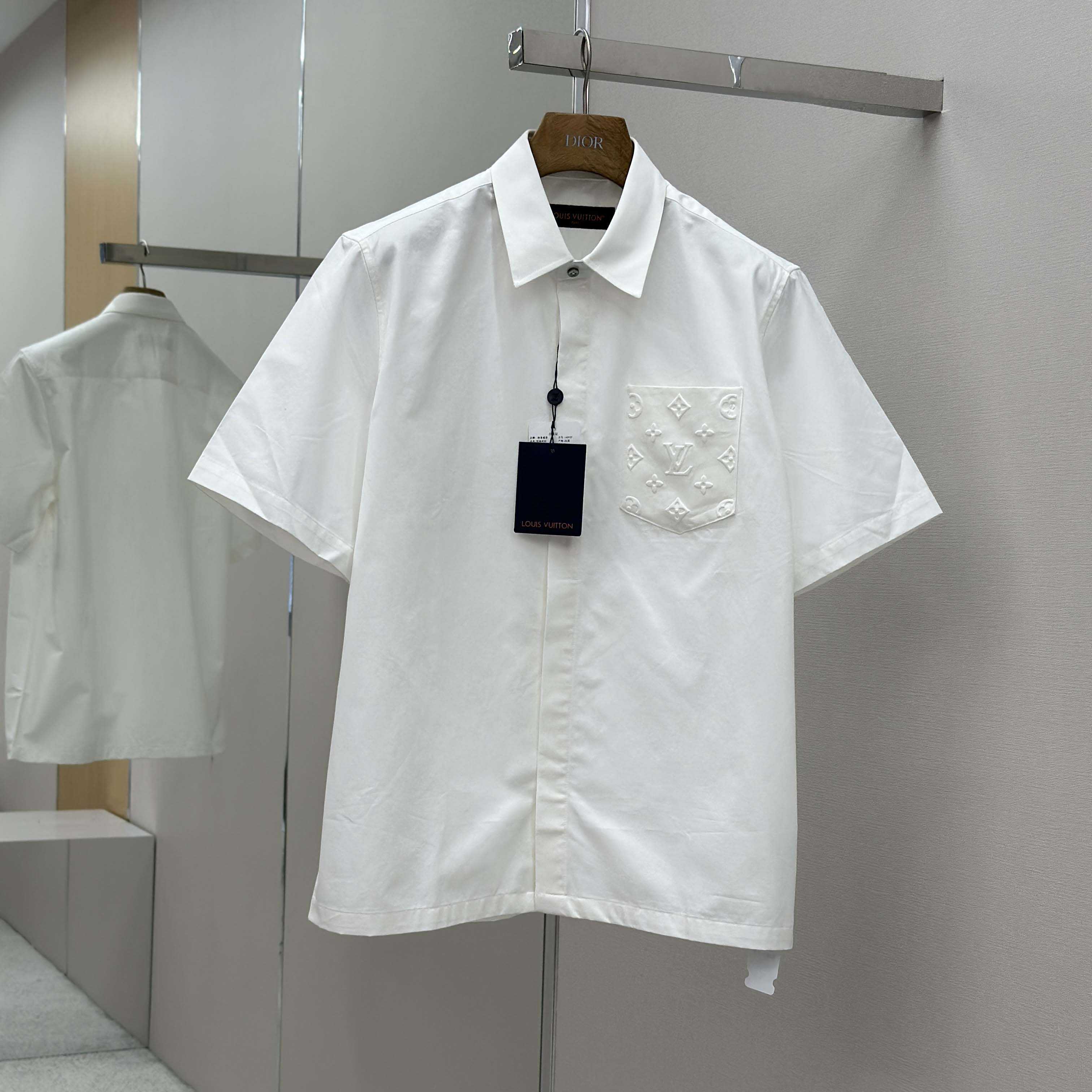 Louis Vuitton Monogram Pocket Short-Sleeved Shirt   1AHVYO - DopestKickz