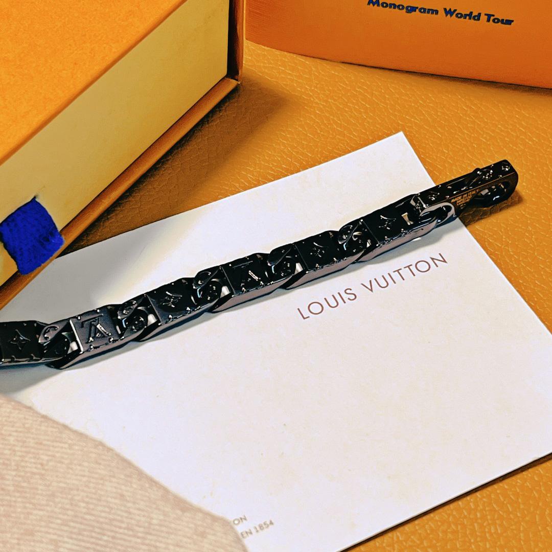 Louis Vuitton Monogram Tied Up Necklace   M01782 - DopestKickz