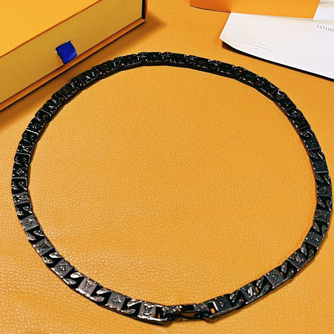 Louis Vuitton Monogram Tied Up Necklace   M01782 - DopestKickz
