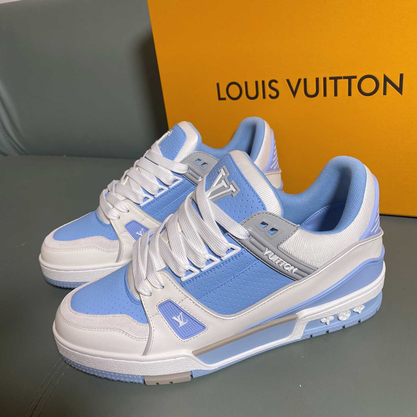 Louis Vuitton LV Trainer Sneaker      1AHTEI - DopestKickz
