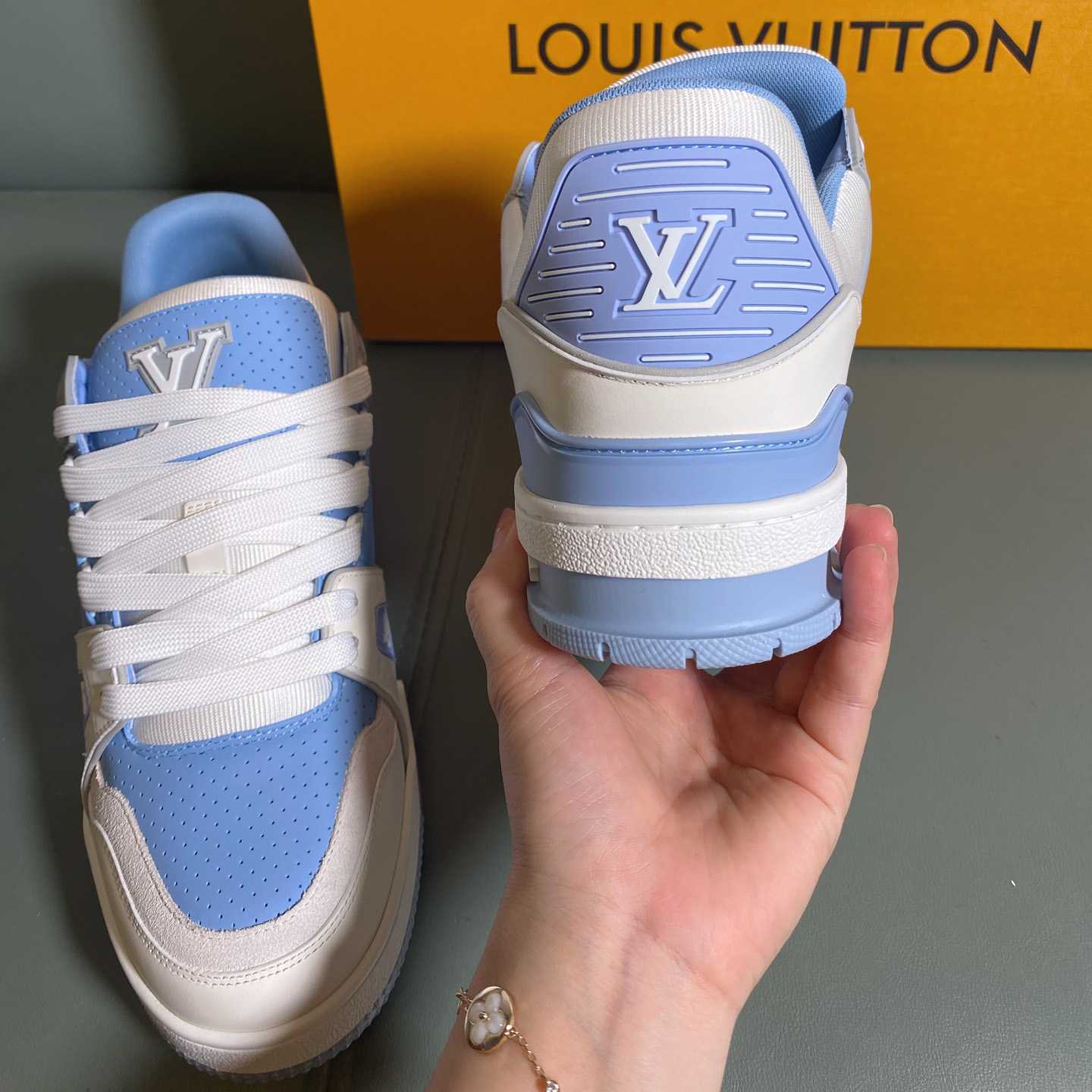 Louis Vuitton LV Trainer Sneaker      1AHTEI - DopestKickz