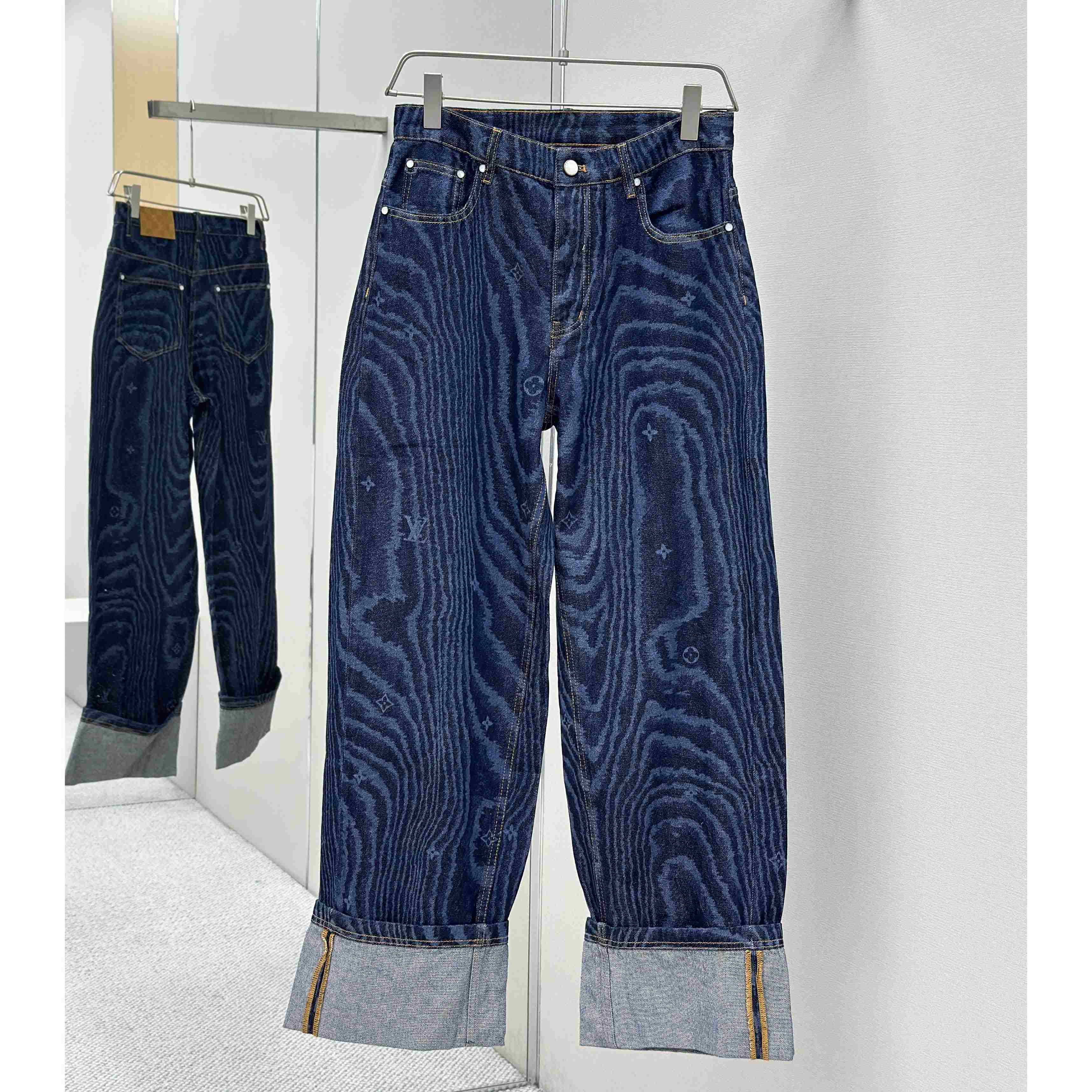 Louis Vuitton Cuffed Denim Skate Pants   1AHVBG - DopestKickz