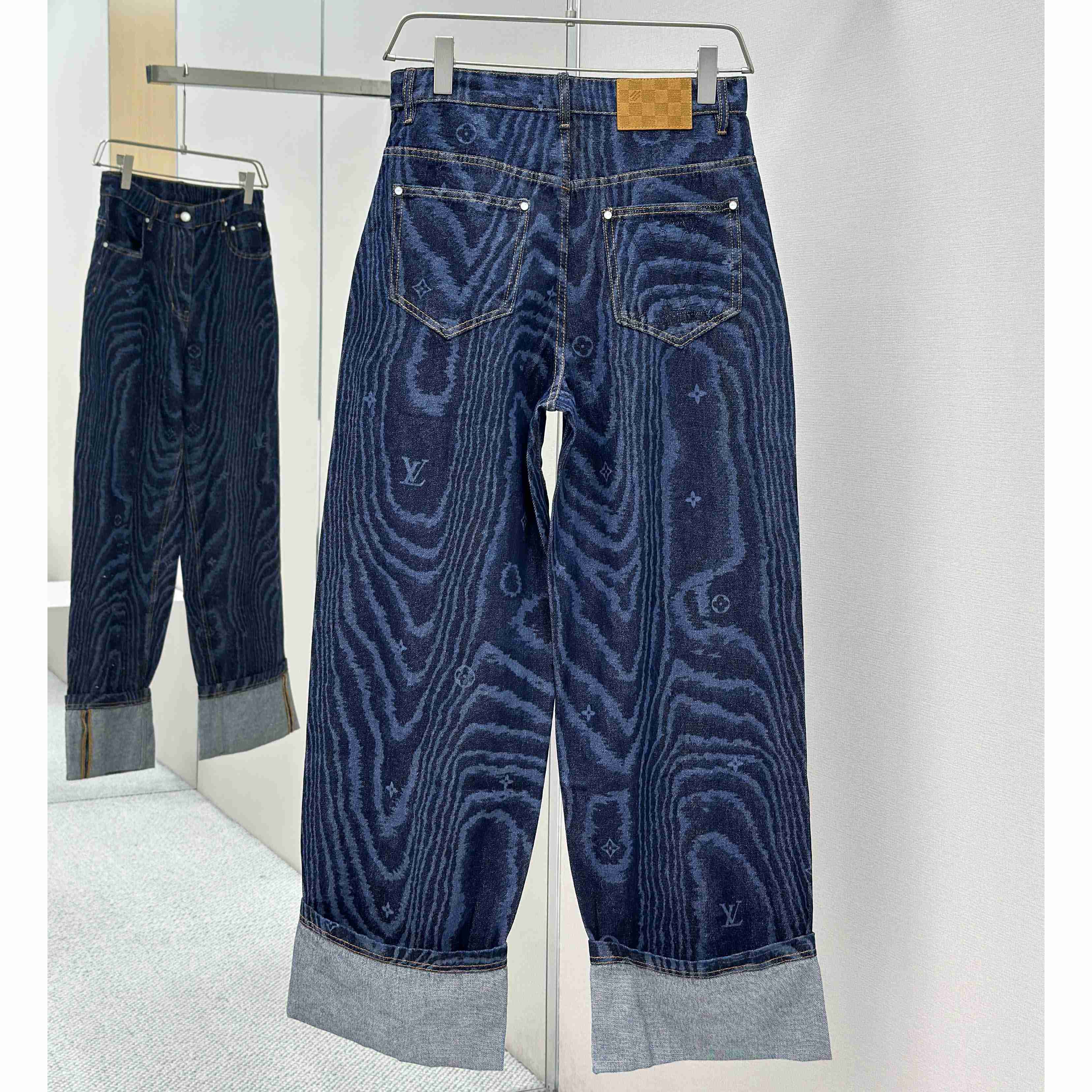 Louis Vuitton Cuffed Denim Skate Pants   1AHVBG - DopestKickz