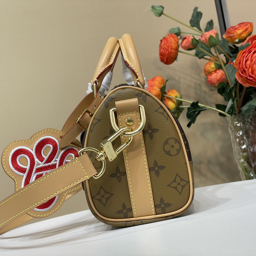 Louis Vuitton Keepall Bandoulière 25   M15428 - DopestKickz