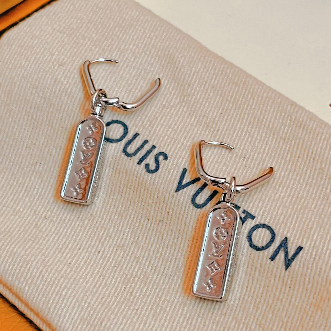 Louis Vuitton Les Gastons Vuitton Tag Single Hoop, White Gold   Q06946 - DopestKickz