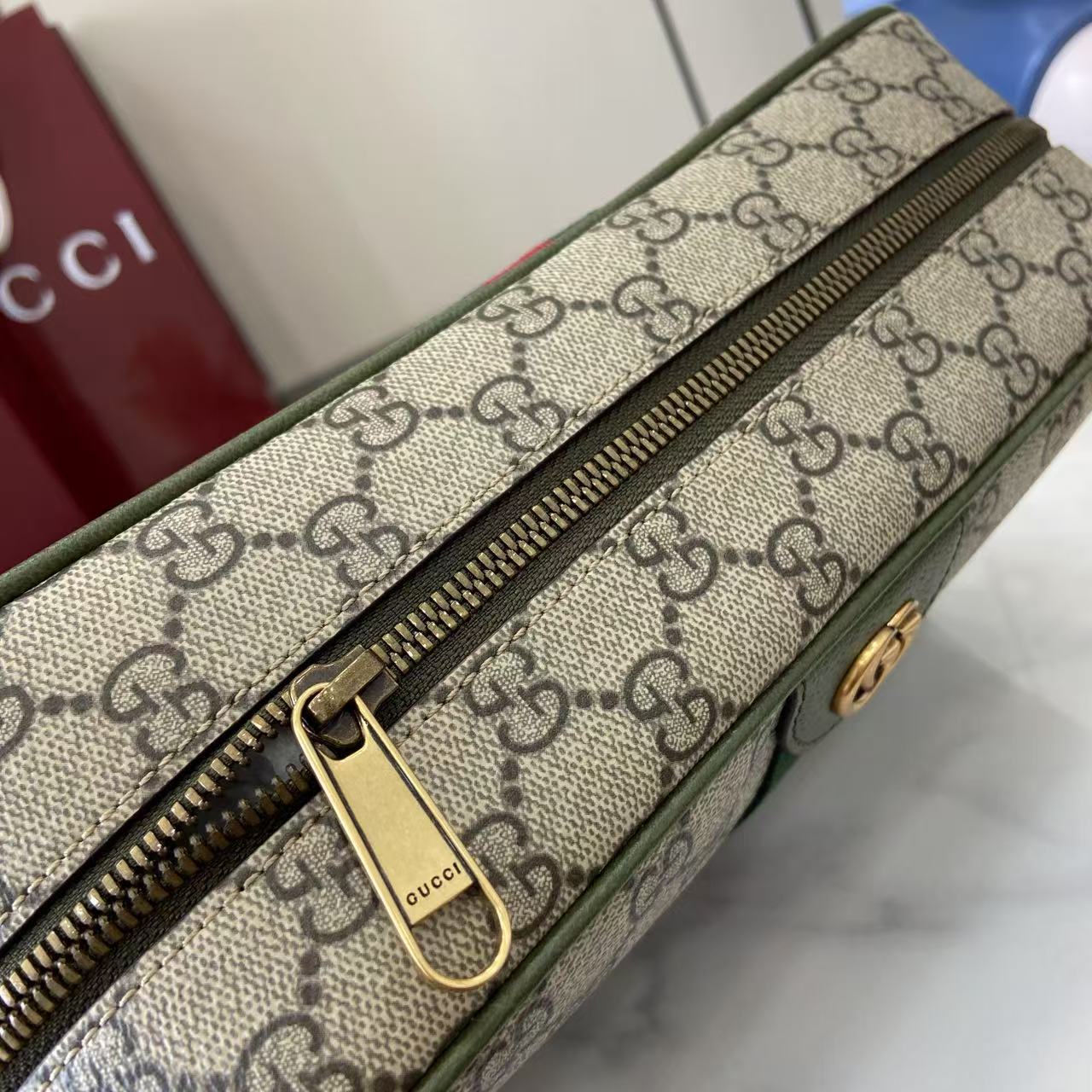 Gucci Ophidia Medium Crossbody Bag - DopestKickz