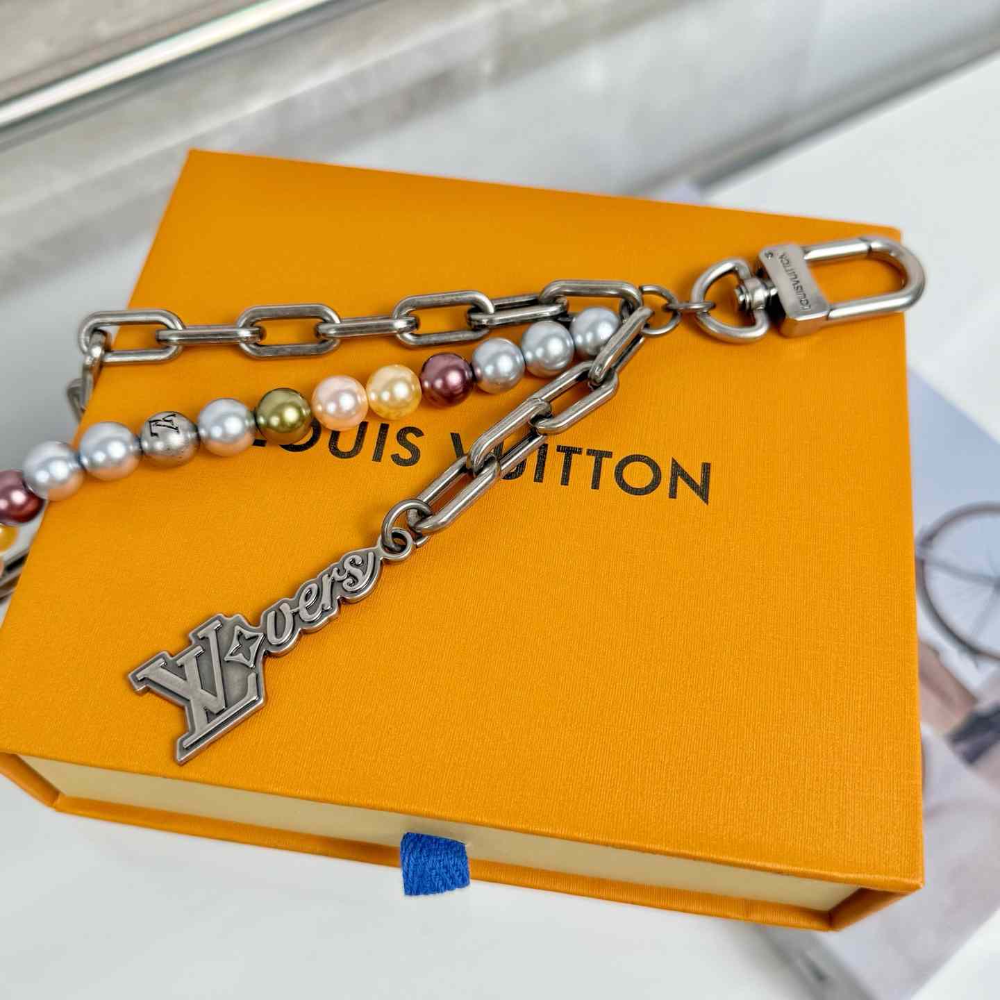 Louis Vuitton Pearls Chain Belt and Bag Charm   M02293 - DopestKickz
