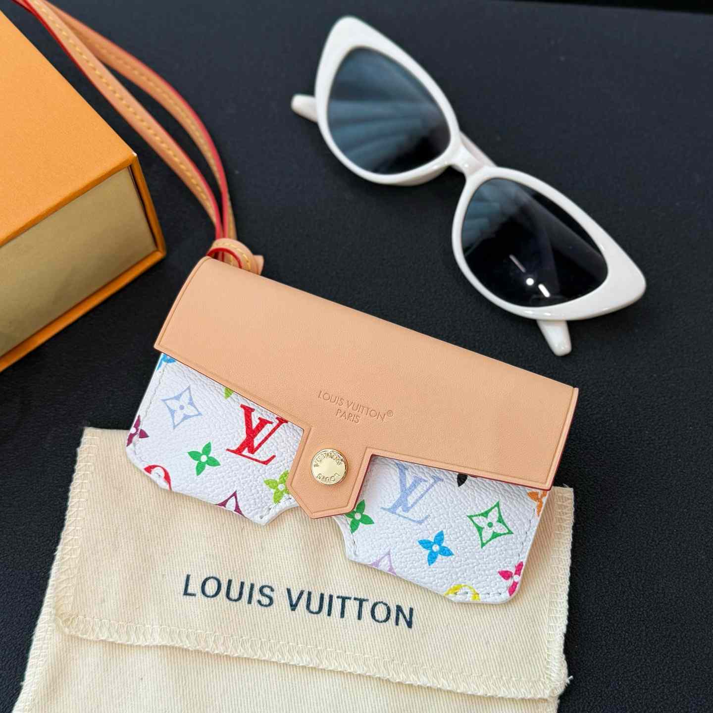 Louis Vuitton LV Glasses Holder    - DopestKickz
