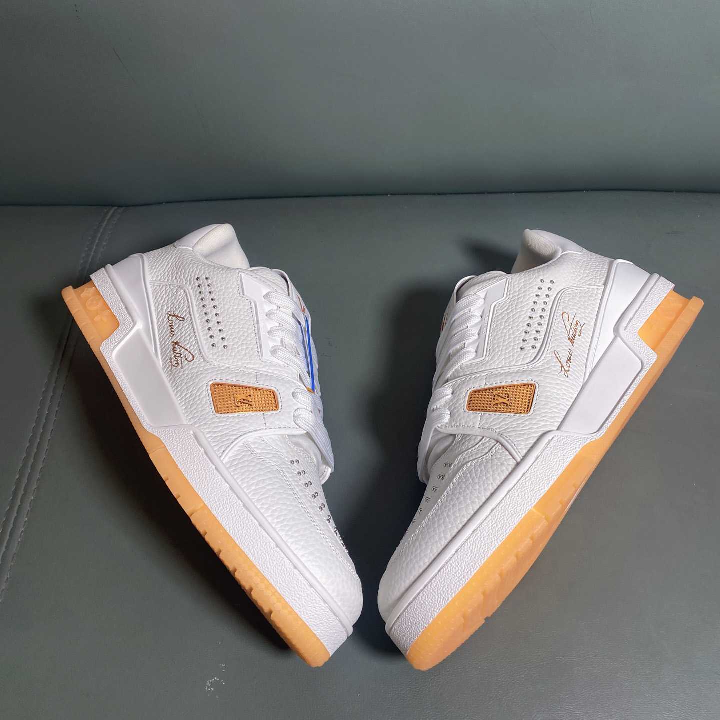 Louis Vuitton LV Trainer Sneaker     1AHTGR - DopestKickz