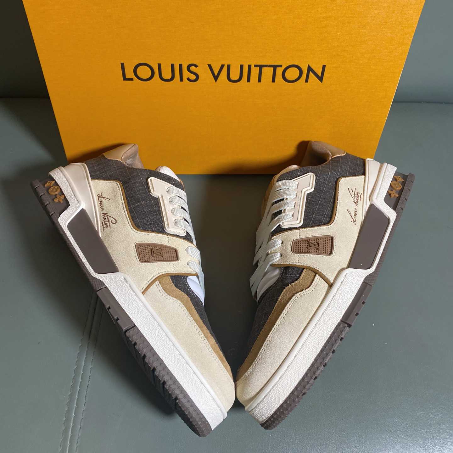 Louis Vuitton LV Trainer Outdoor Sneaker      1AHTFR - DopestKickz