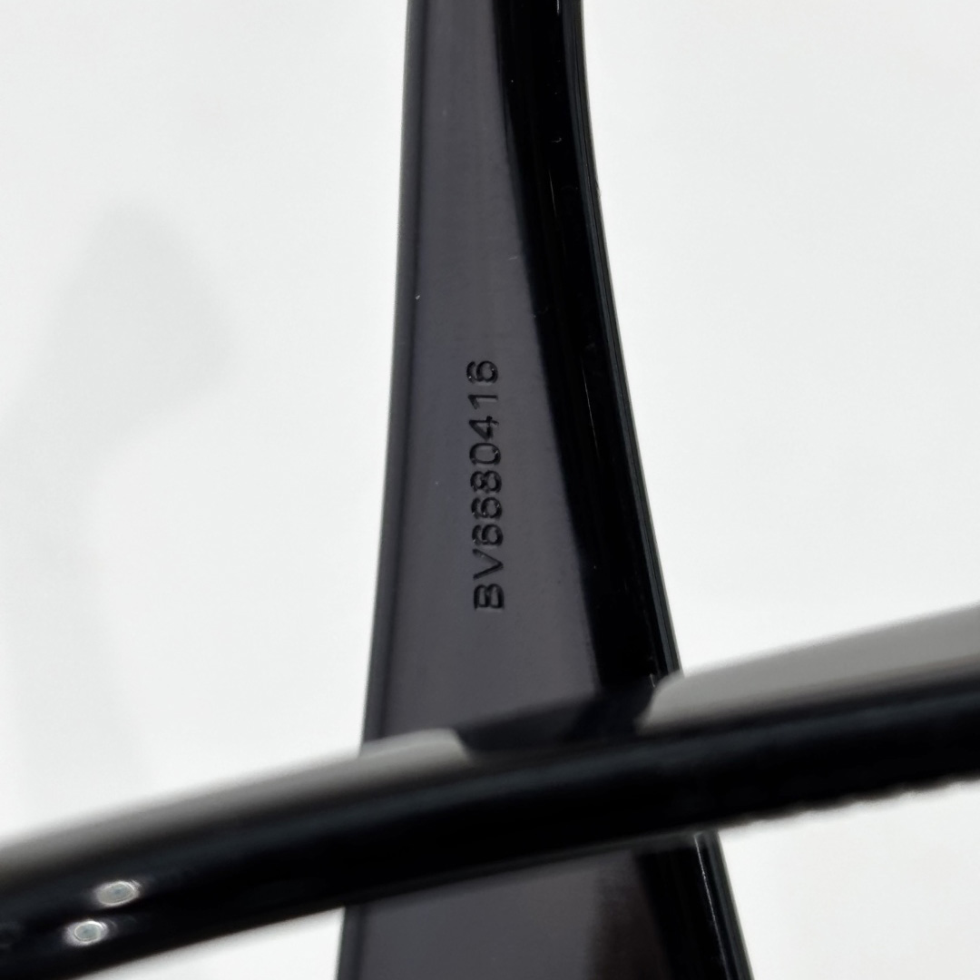 Bottega Veneta BV1362S Sunglasses    - DopestKickz