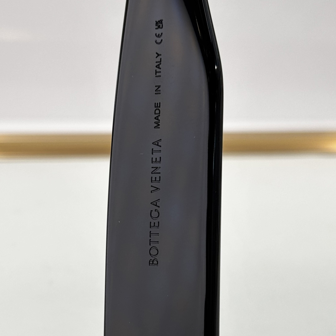 Bottega Veneta BV1362S Sunglasses    - DopestKickz