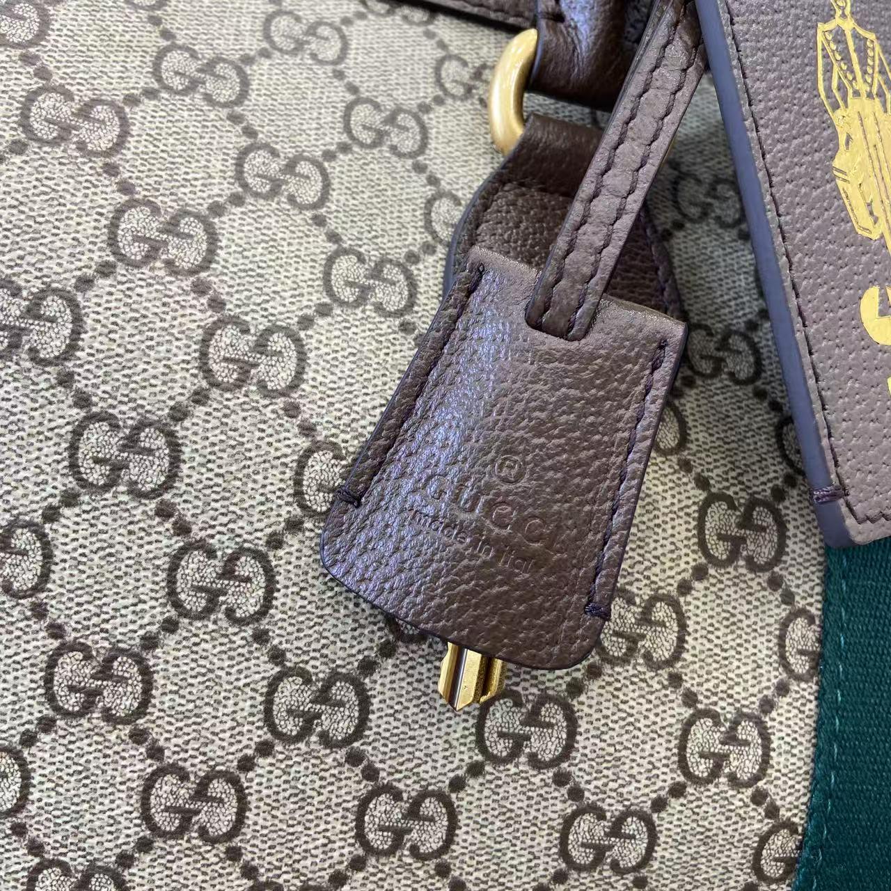 Gucci Savoy Medium Duffle Bag - DopestKickz