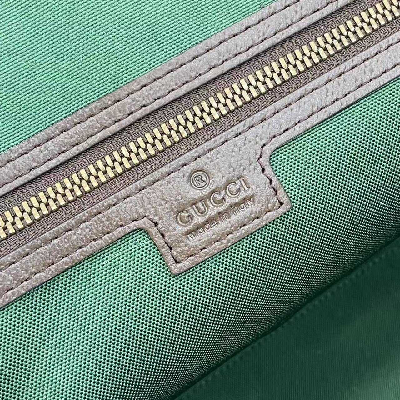 Gucci Savoy Medium Duffle Bag - DopestKickz