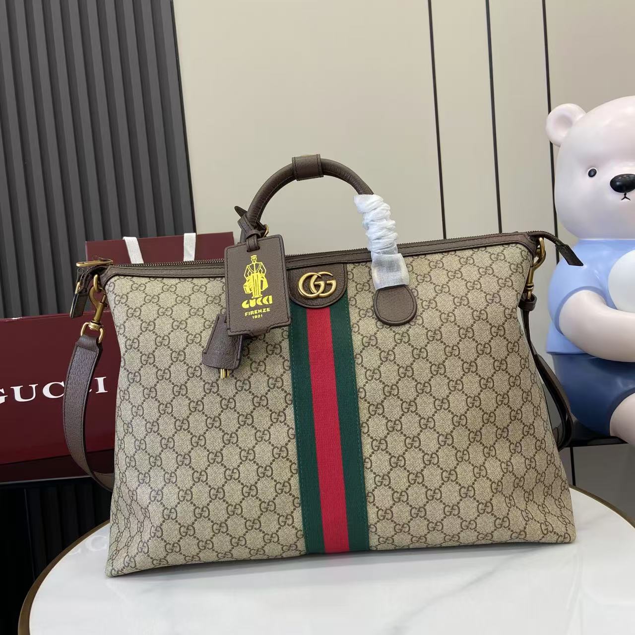 Gucci Savoy Medium Duffle Bag - DopestKickz
