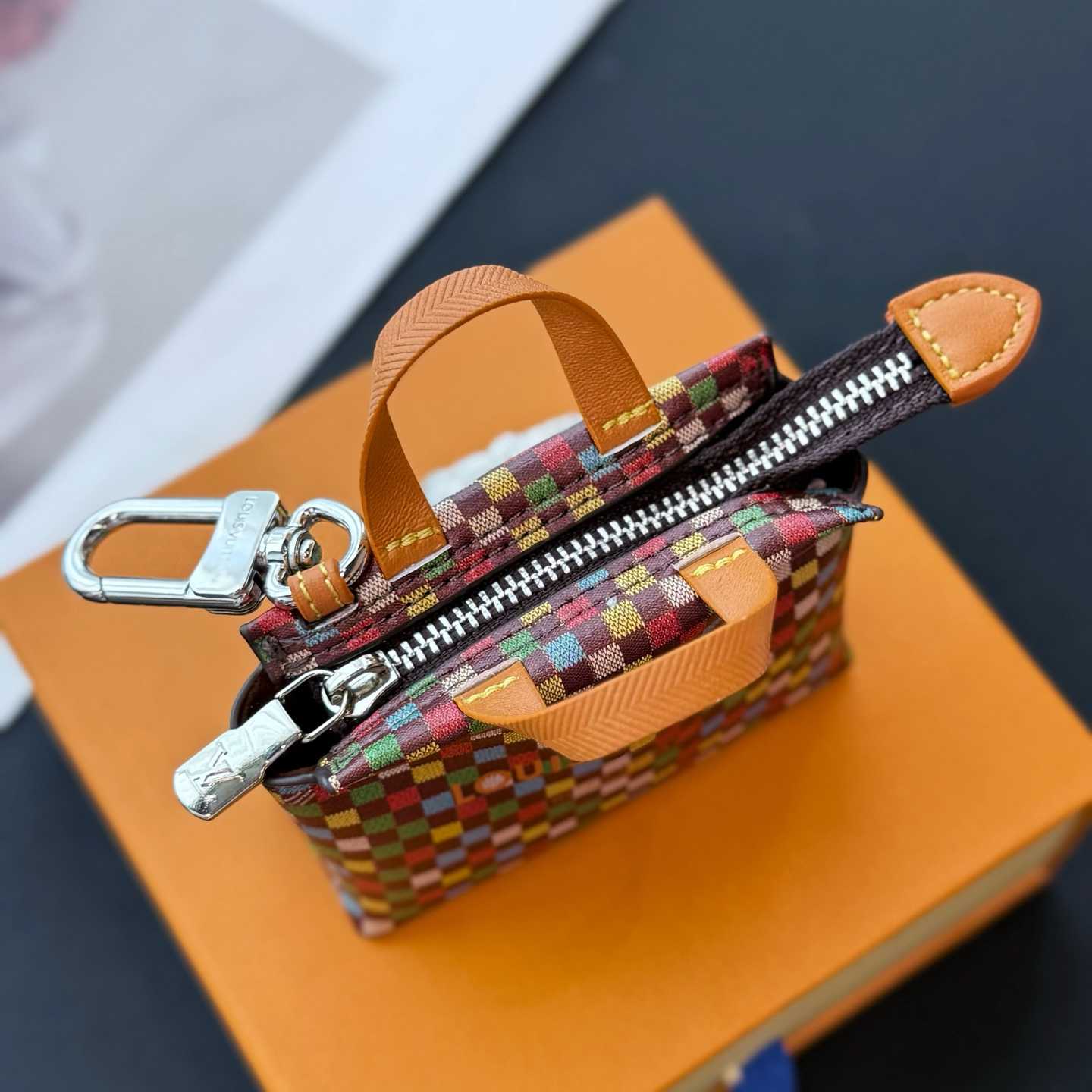 Louis Vuitton LV Mini Shopper Bag Charm    - DopestKickz