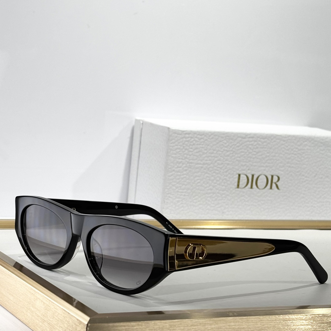 DiorGlow B2I   - DopestKickz