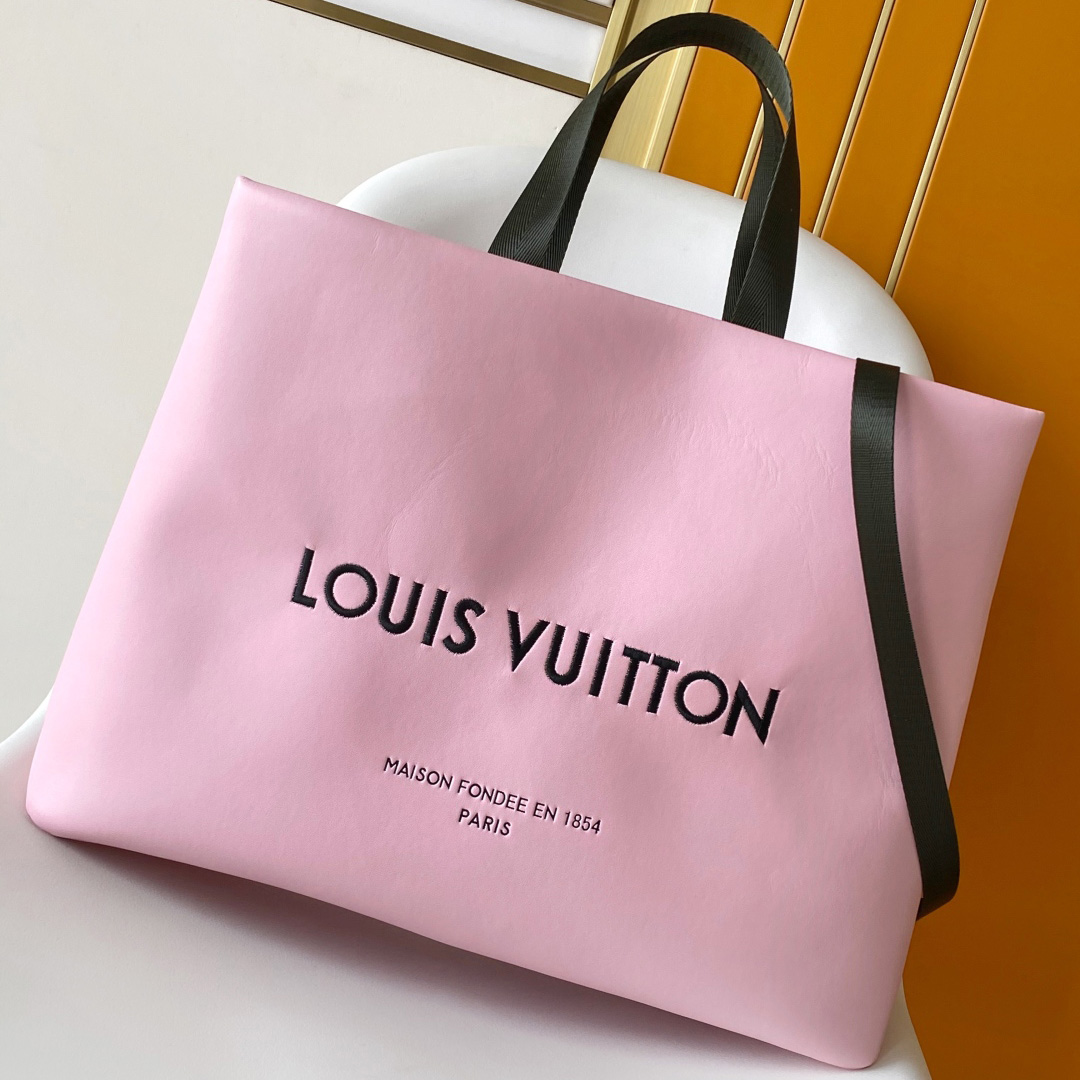 Louis Vuitton Shopper Tote MM   M15273 - DopestKickz