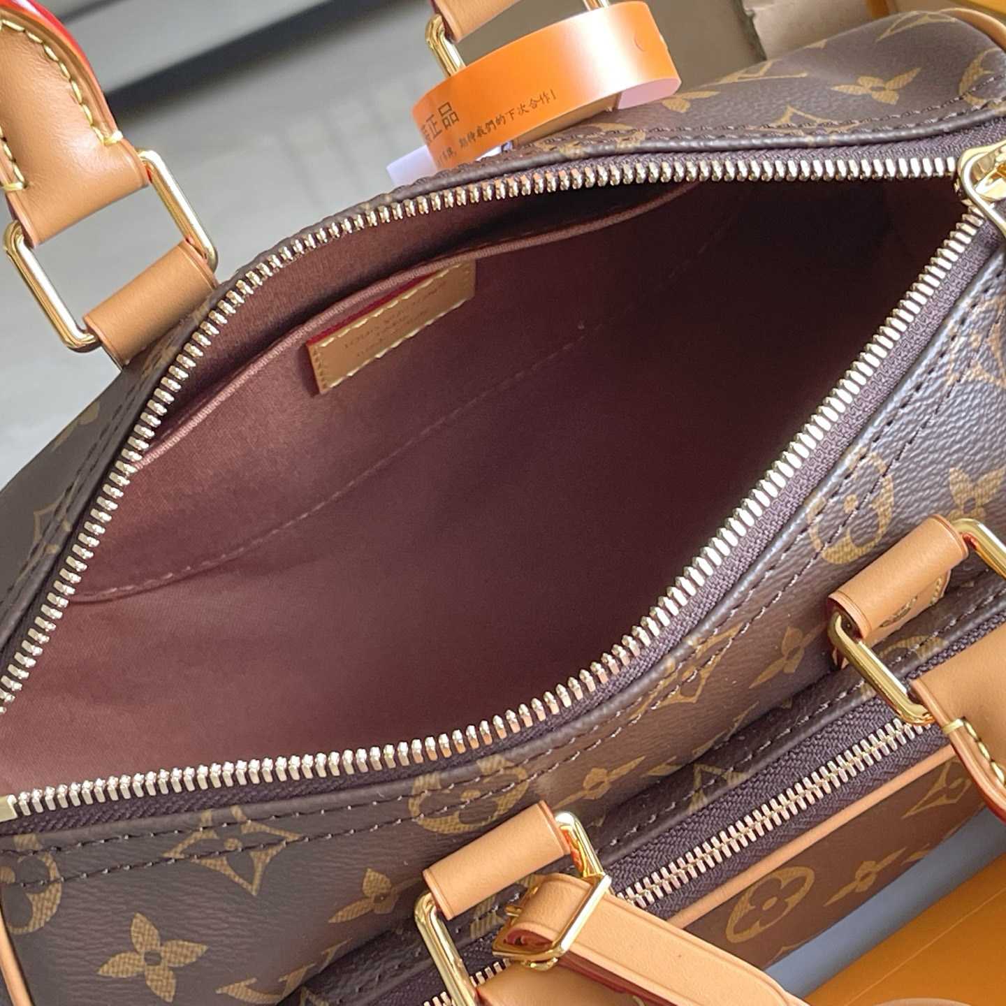 Louis Vuitton Keepall 25 Cargo   M14981 - DopestKickz