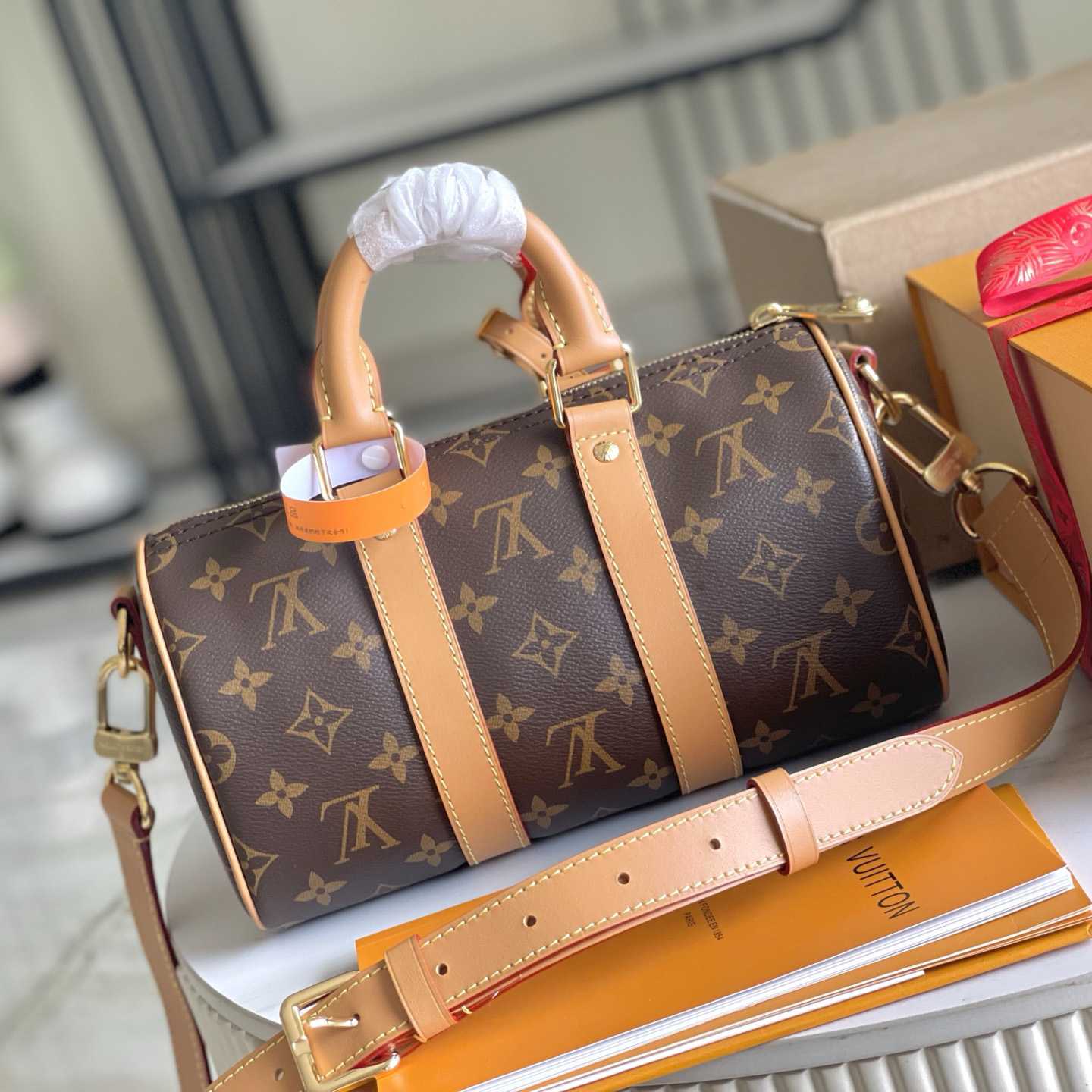Louis Vuitton Keepall 25 Cargo   M14981 - DopestKickz