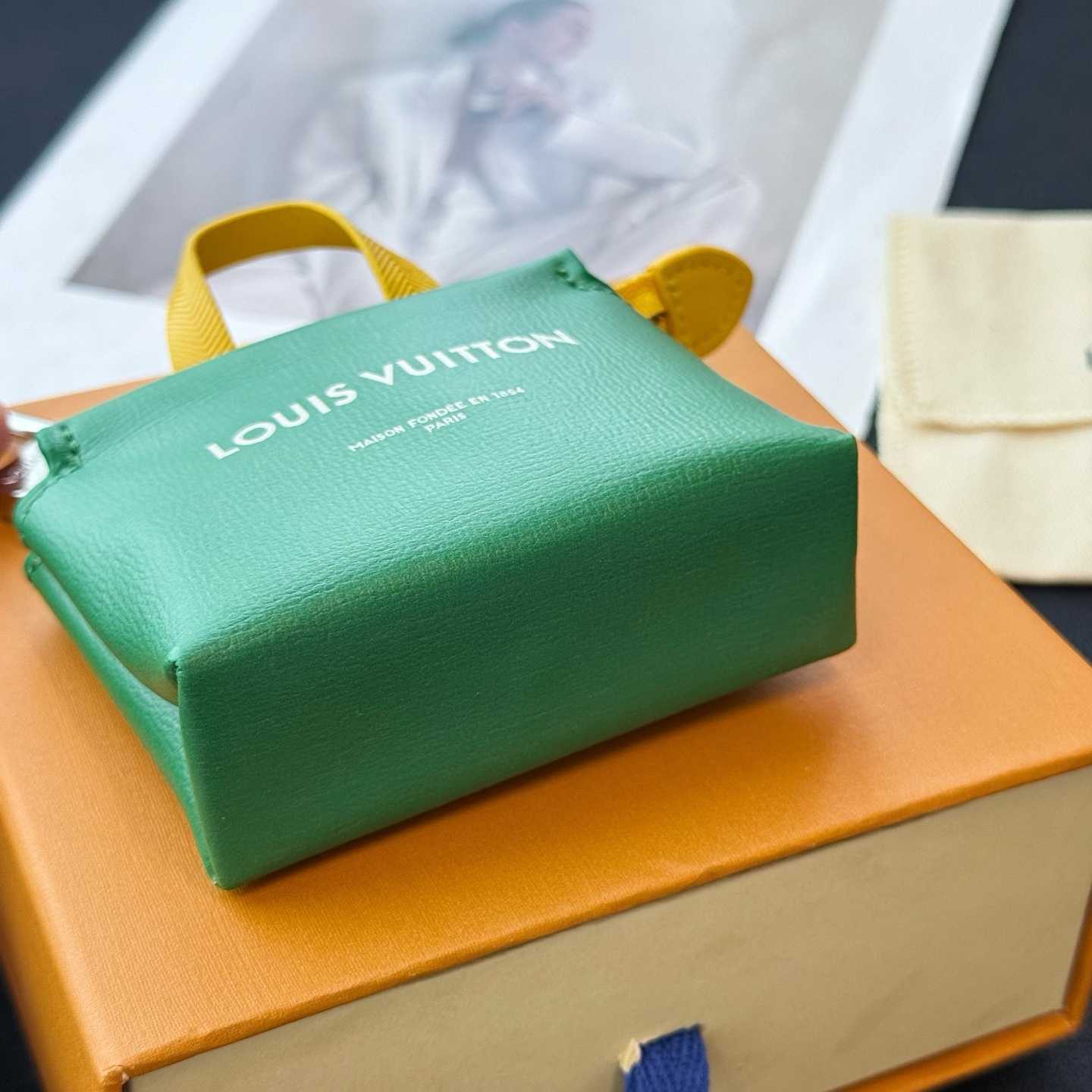 Louis Vuitton LV Mini Shopper Bag Charm    - DopestKickz