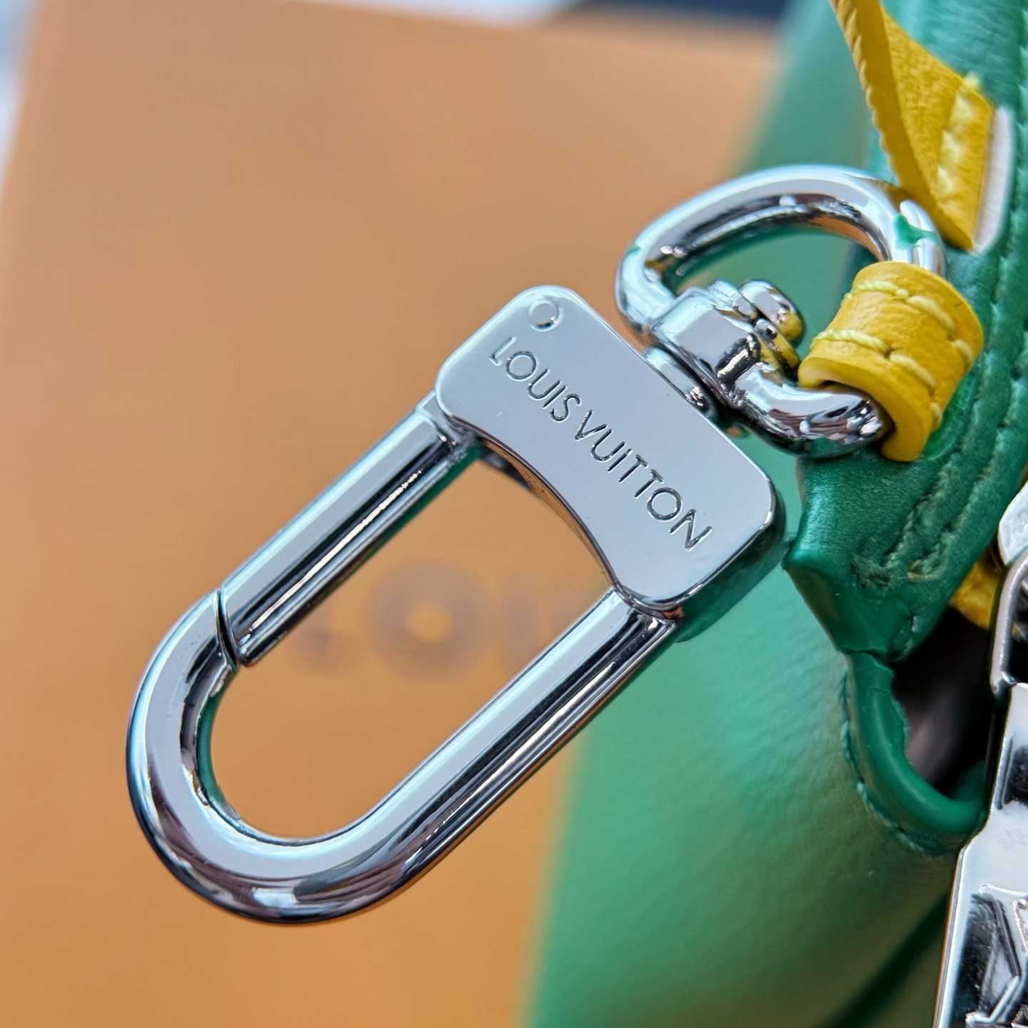 Louis Vuitton LV Mini Shopper Bag Charm    - DopestKickz