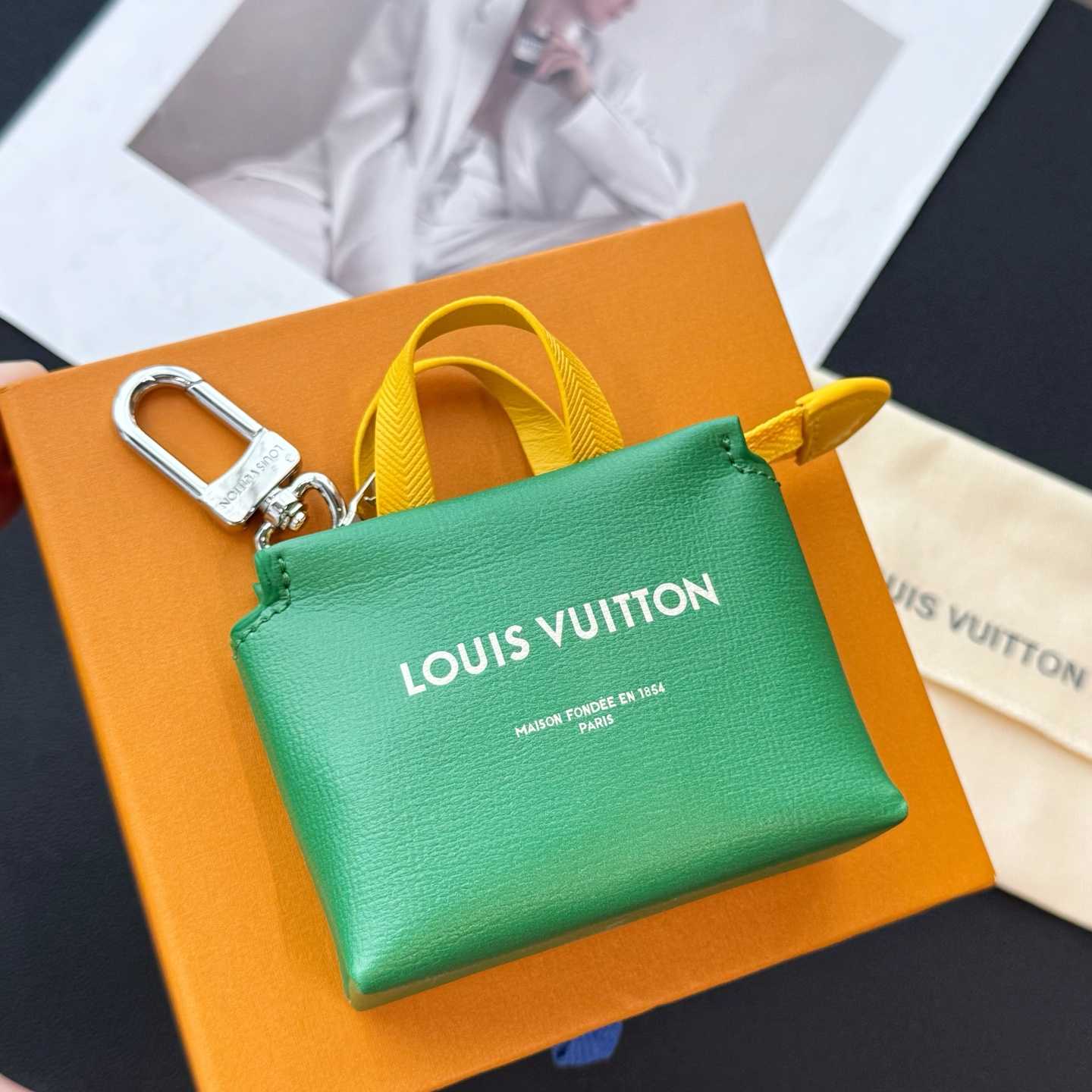 Louis Vuitton LV Mini Shopper Bag Charm    - DopestKickz
