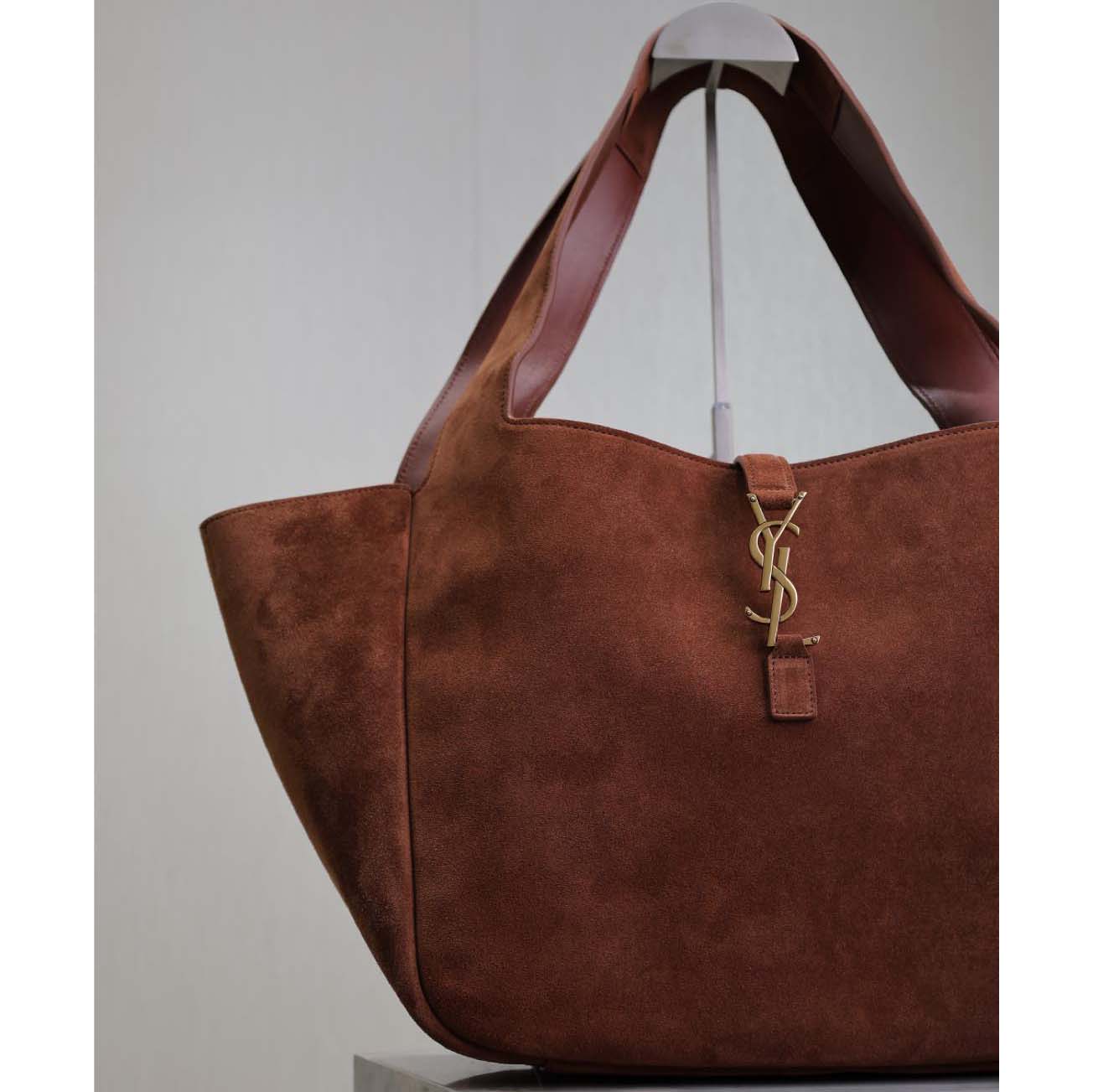 Saint Laurent LE 5 À 7 Bea In Suede - DopestKickz