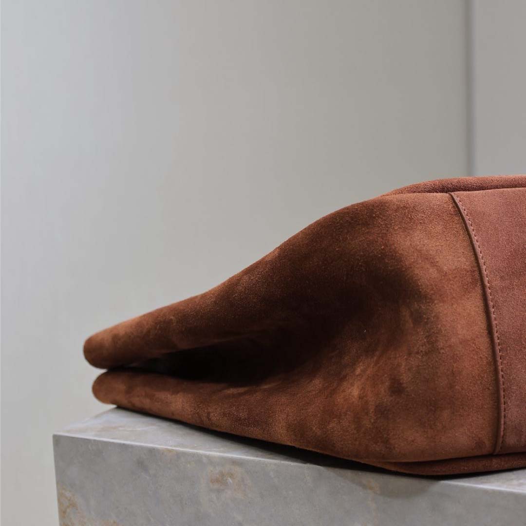 Saint Laurent LE 5 À 7 Bea In Suede - DopestKickz