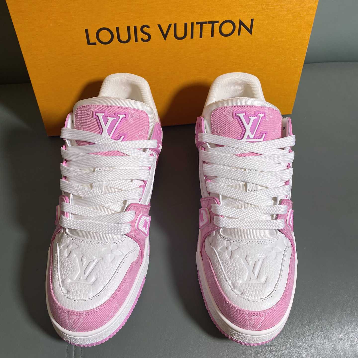 Louis Vuitton LV Trainer Sneaker      1AIKOM - DopestKickz