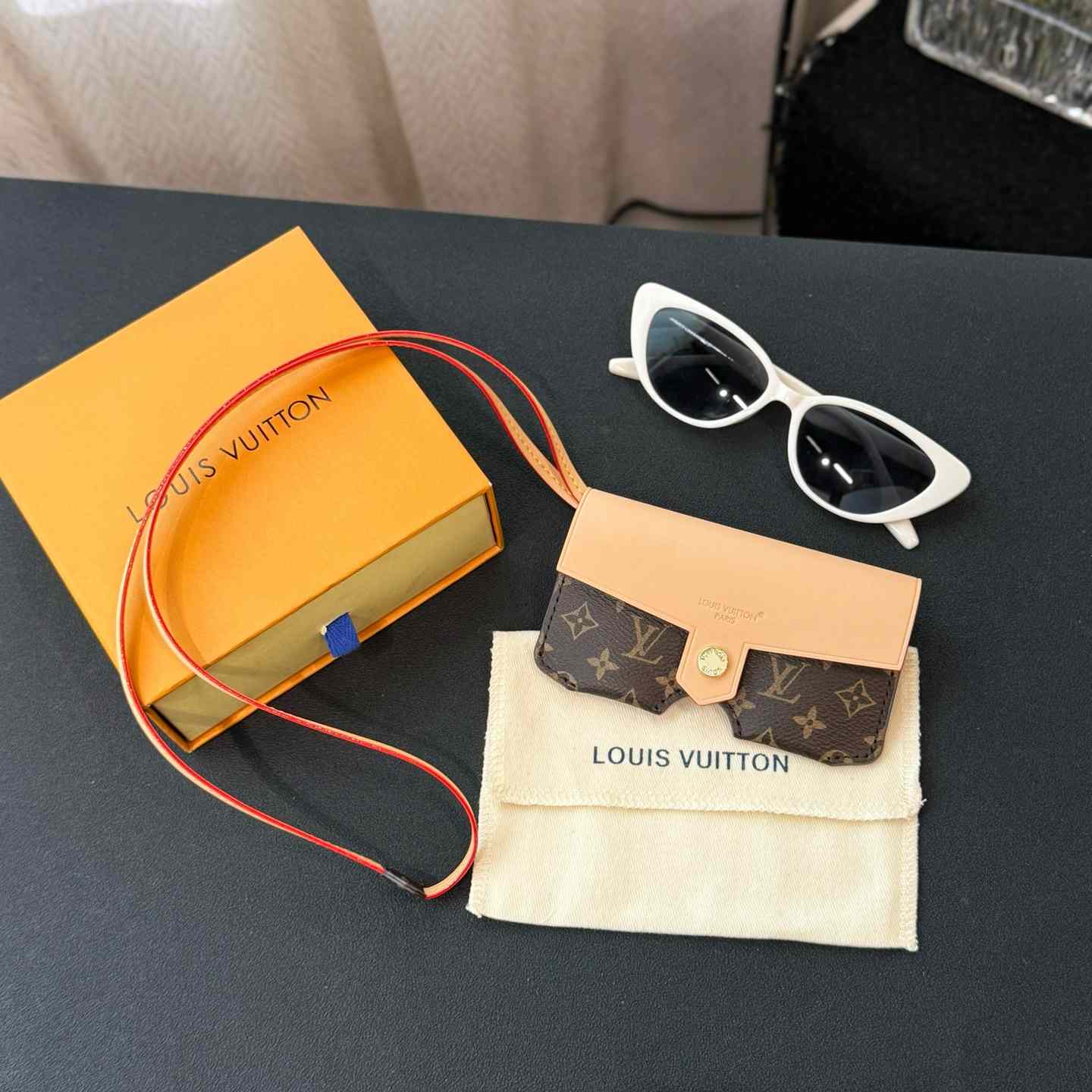 Louis Vuitton LV Glasses Holder   M02701 - DopestKickz