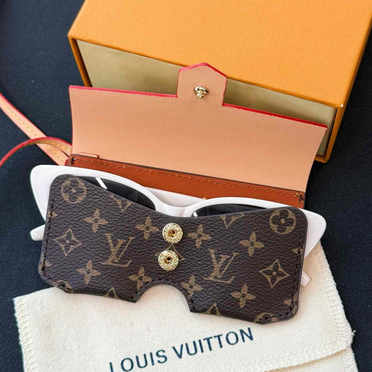 Louis Vuitton LV Glasses Holder   M02701 - DopestKickz