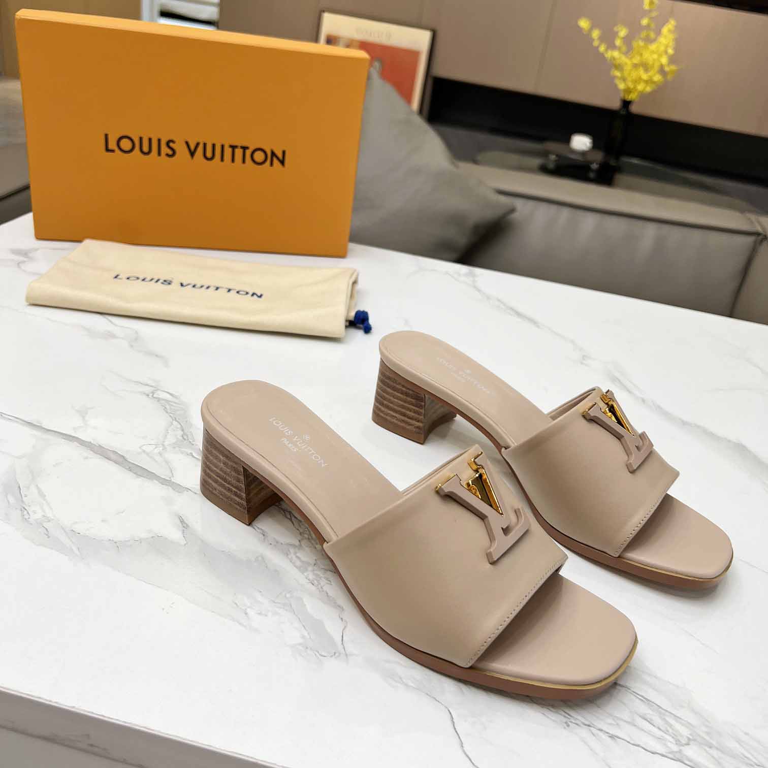 Louis Vuitton LV Mare Mule   1ACU3L - DopestKickz