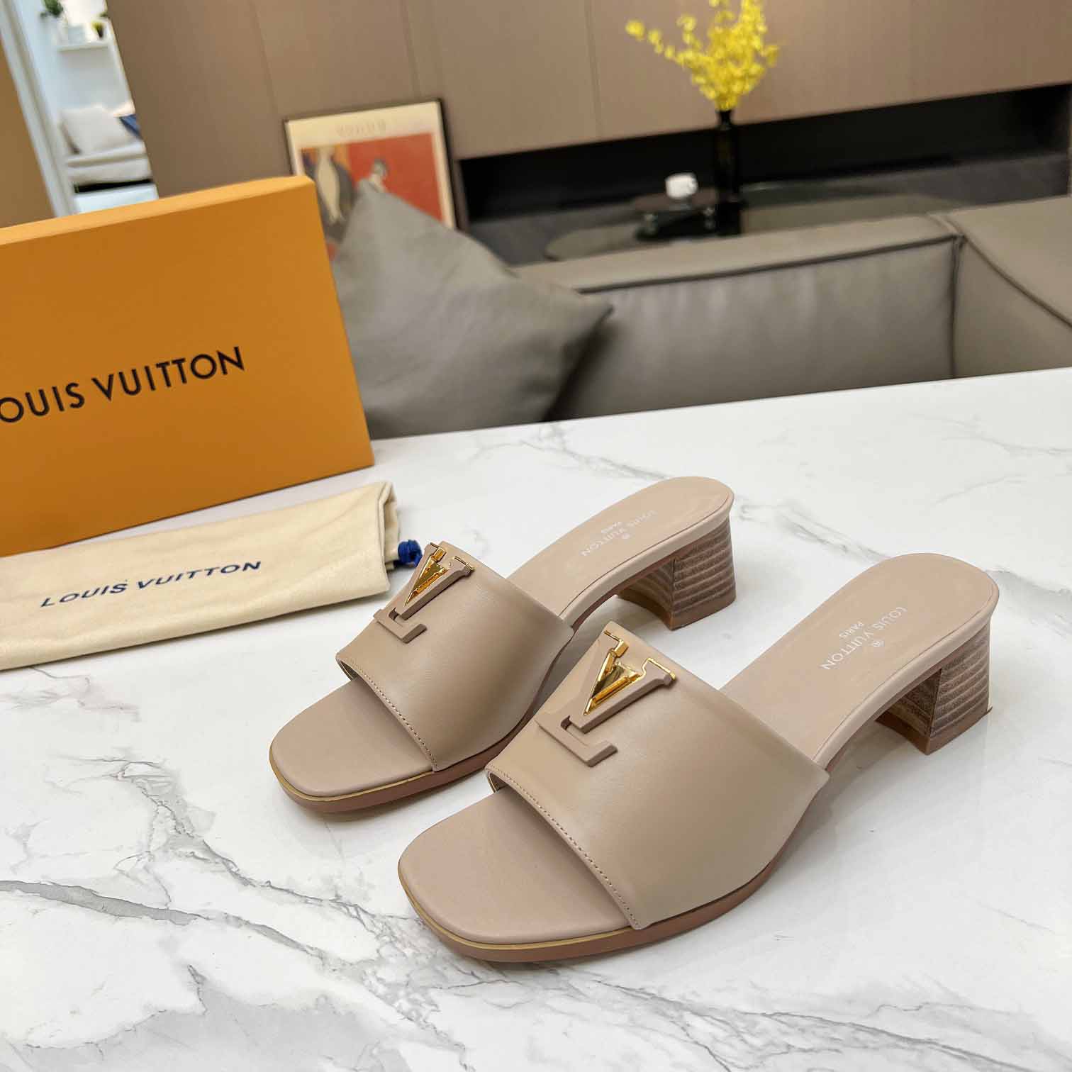 Louis Vuitton LV Mare Mule   1ACU3L - DopestKickz
