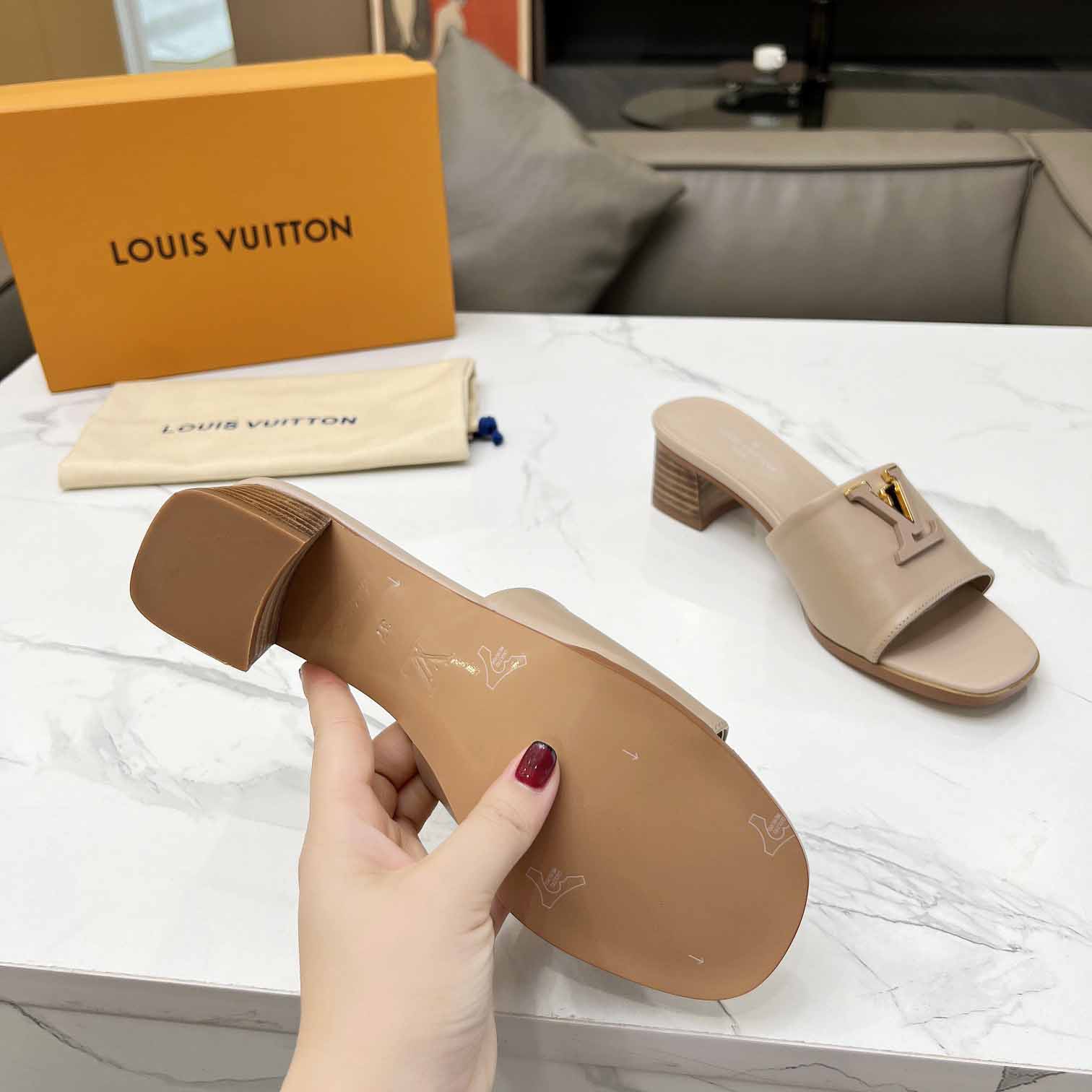 Louis Vuitton LV Mare Mule   1ACU3L - DopestKickz